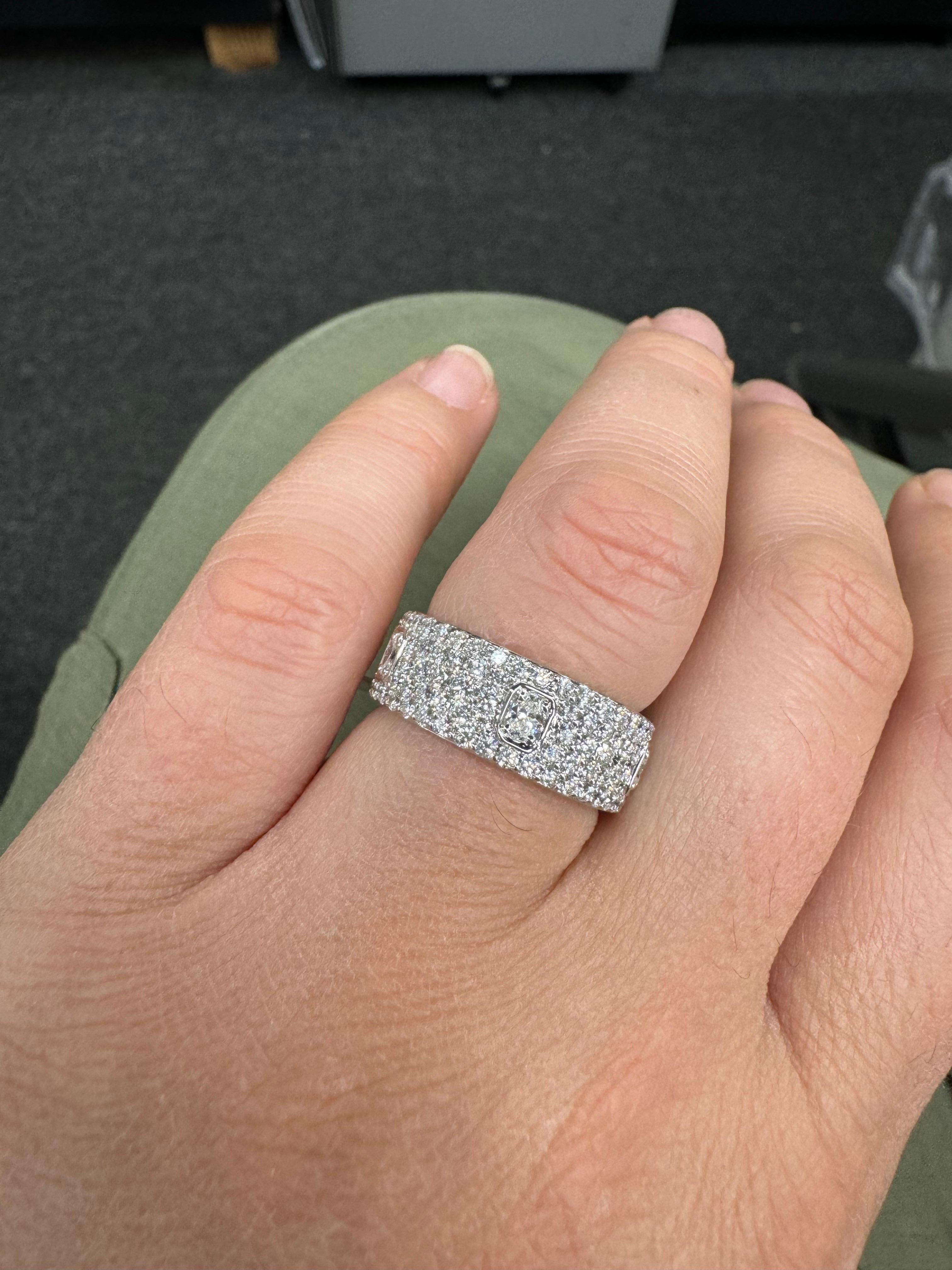 Five Row Round & Oval Cut Diamond Band Ring 2.54 Carats 18 Karat White Gold In New Condition For Sale In New York, NY