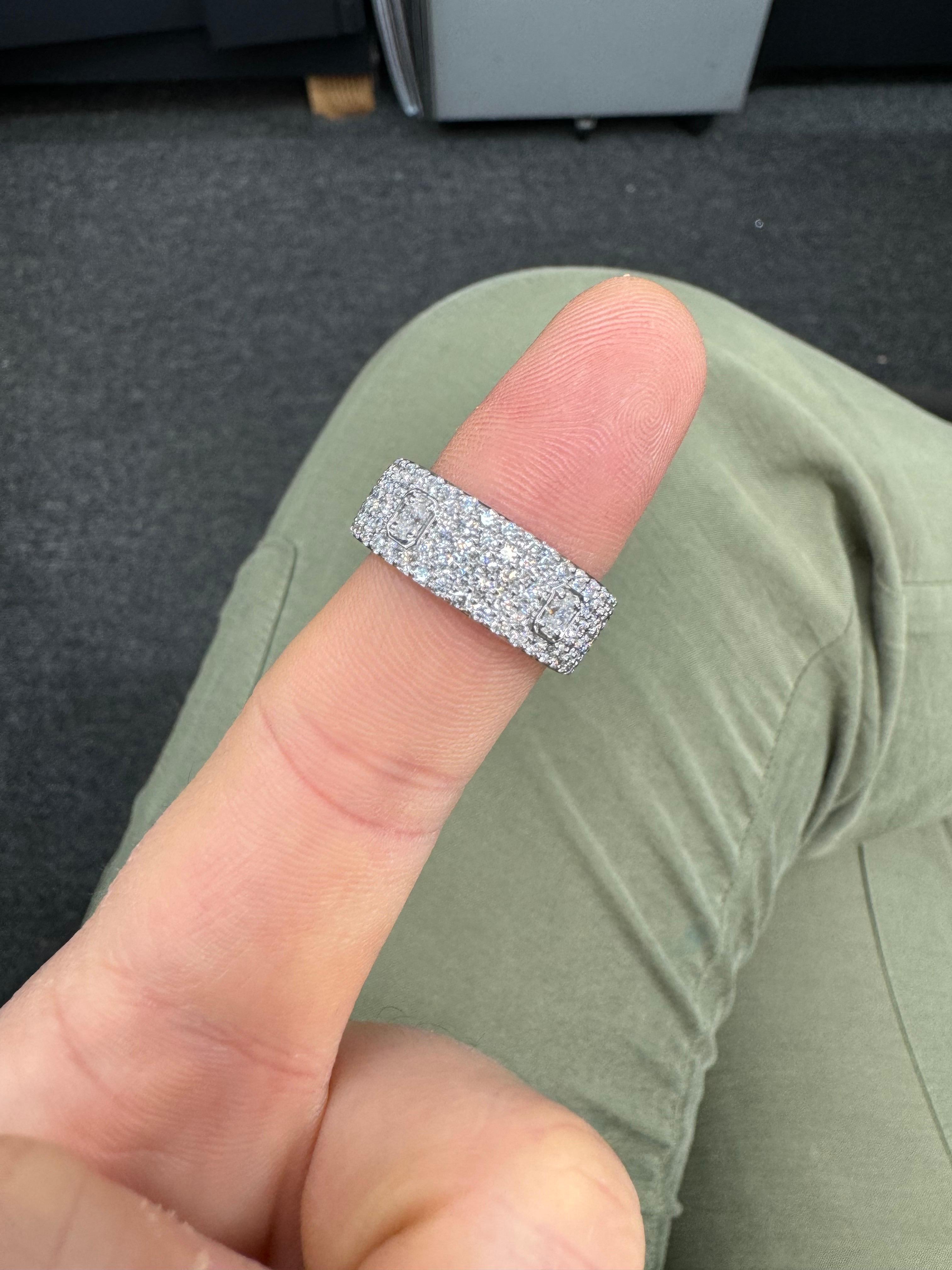 Five Row Round & Oval Cut Diamond Band Ring 2.54 Carats 18 Karat White Gold For Sale 1