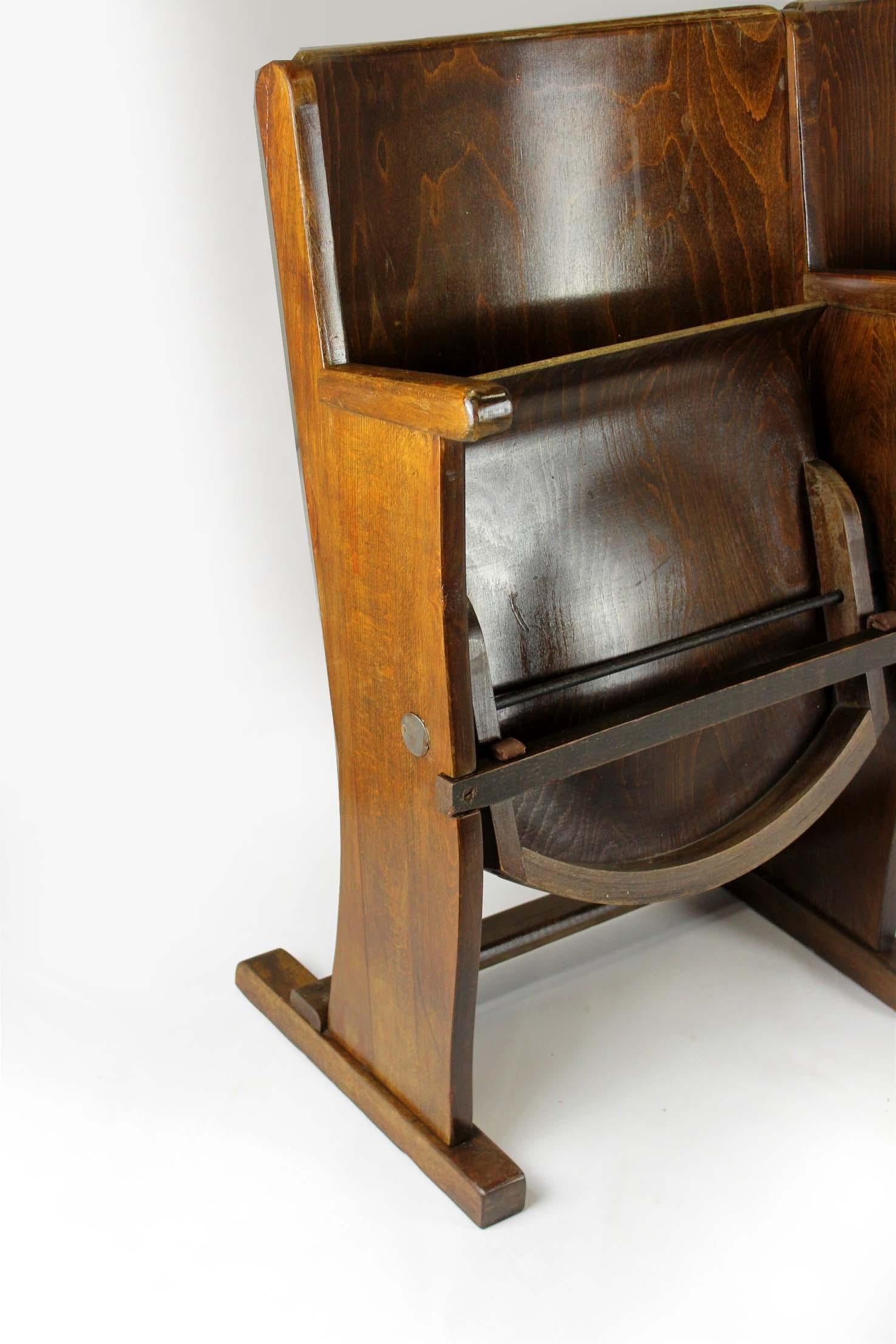 Five-Seater Cinema Bench from TON, 1960s In Good Condition In Żory, PL