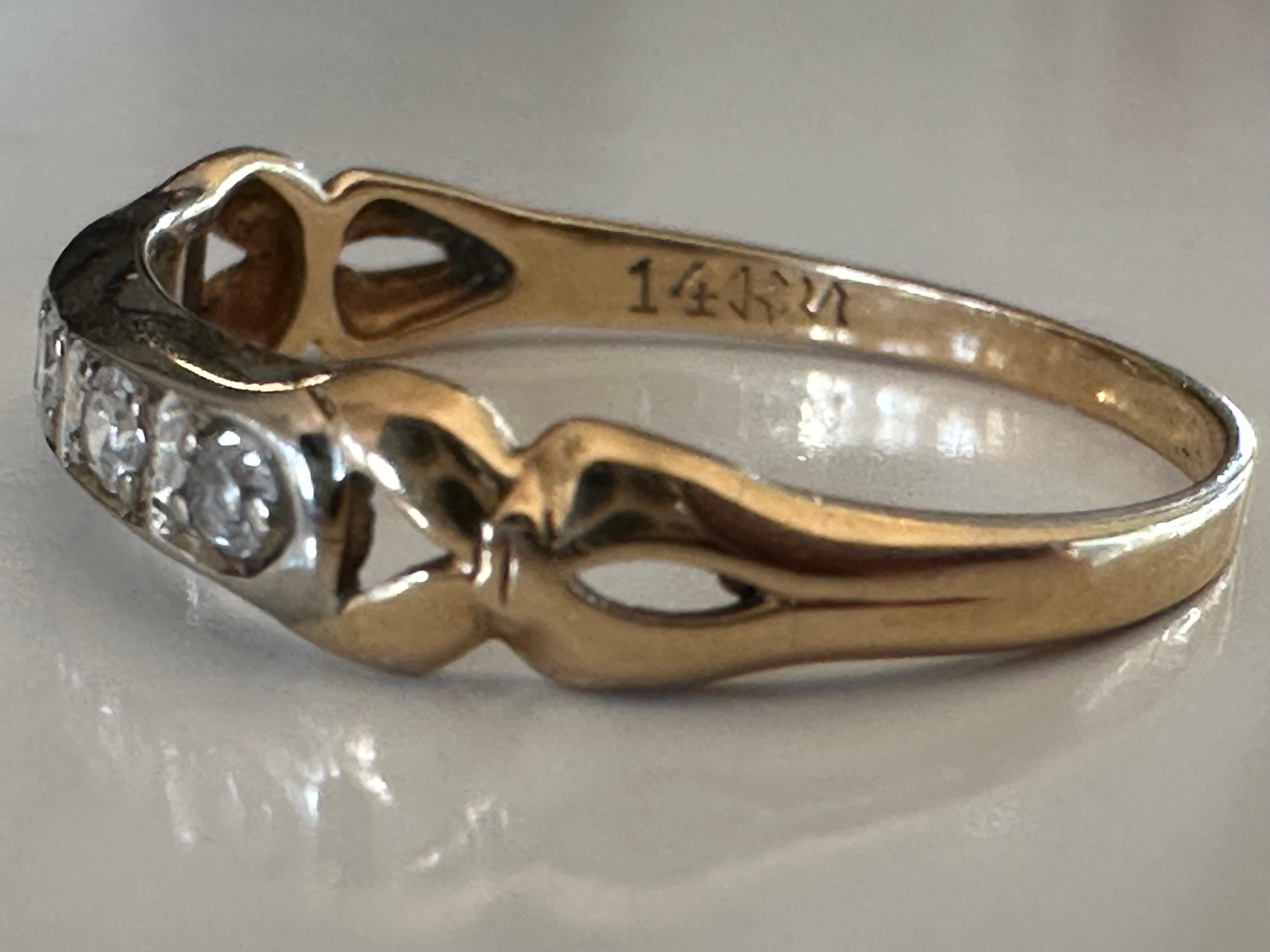 Five Stone Diamond and 14K Gold Two-Tone Band Ring  In Good Condition For Sale In Denver, CO