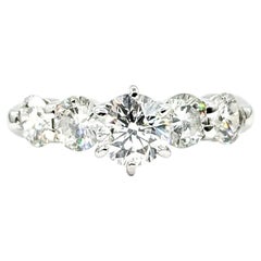Fünfsteiniger Diamant-Verlobungsring aus 14k Weißgold
