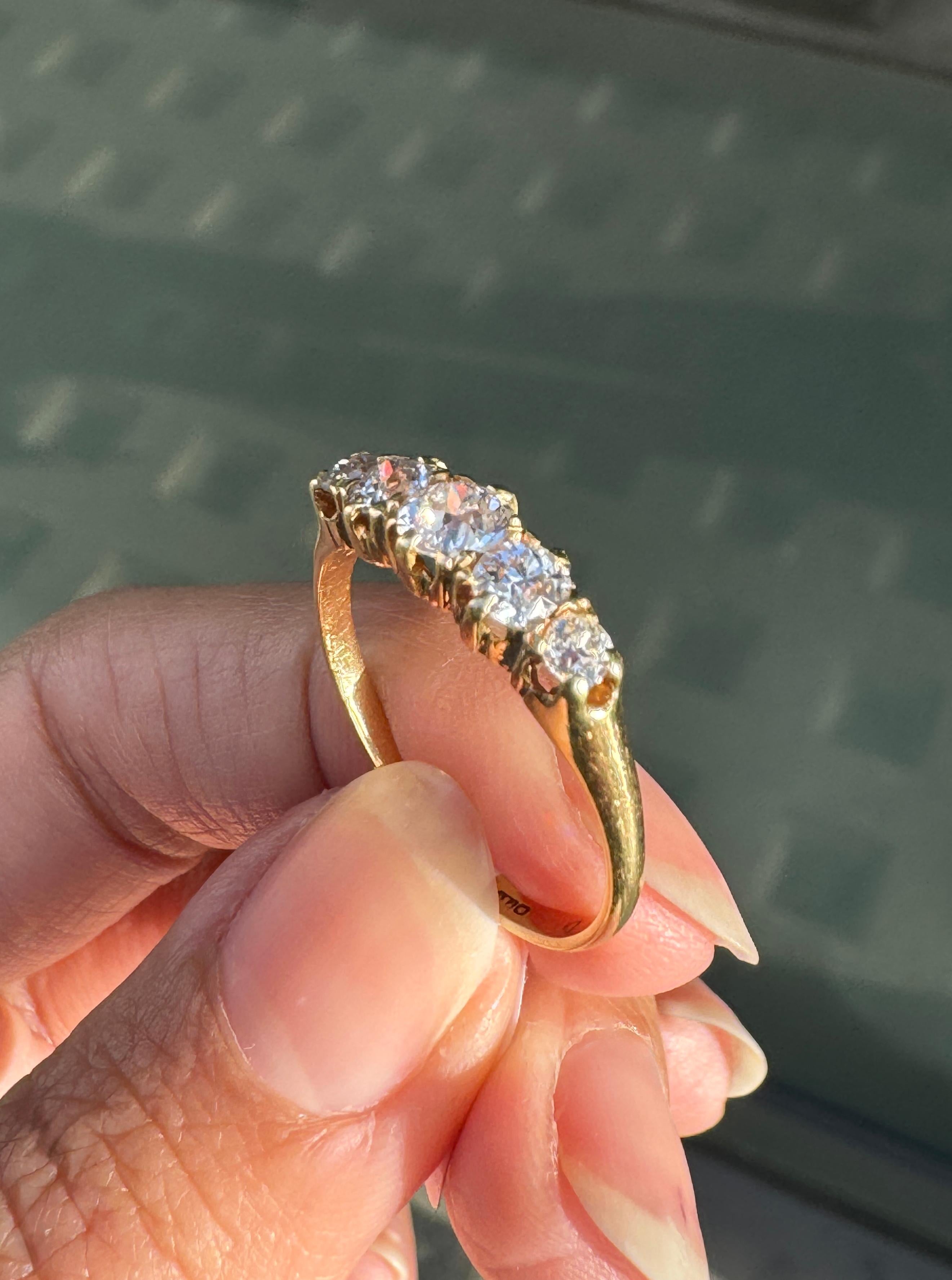 Five Stone Old Cut Diamond Ring in 18 Carat Yellow Gold In Good Condition For Sale In London, GB