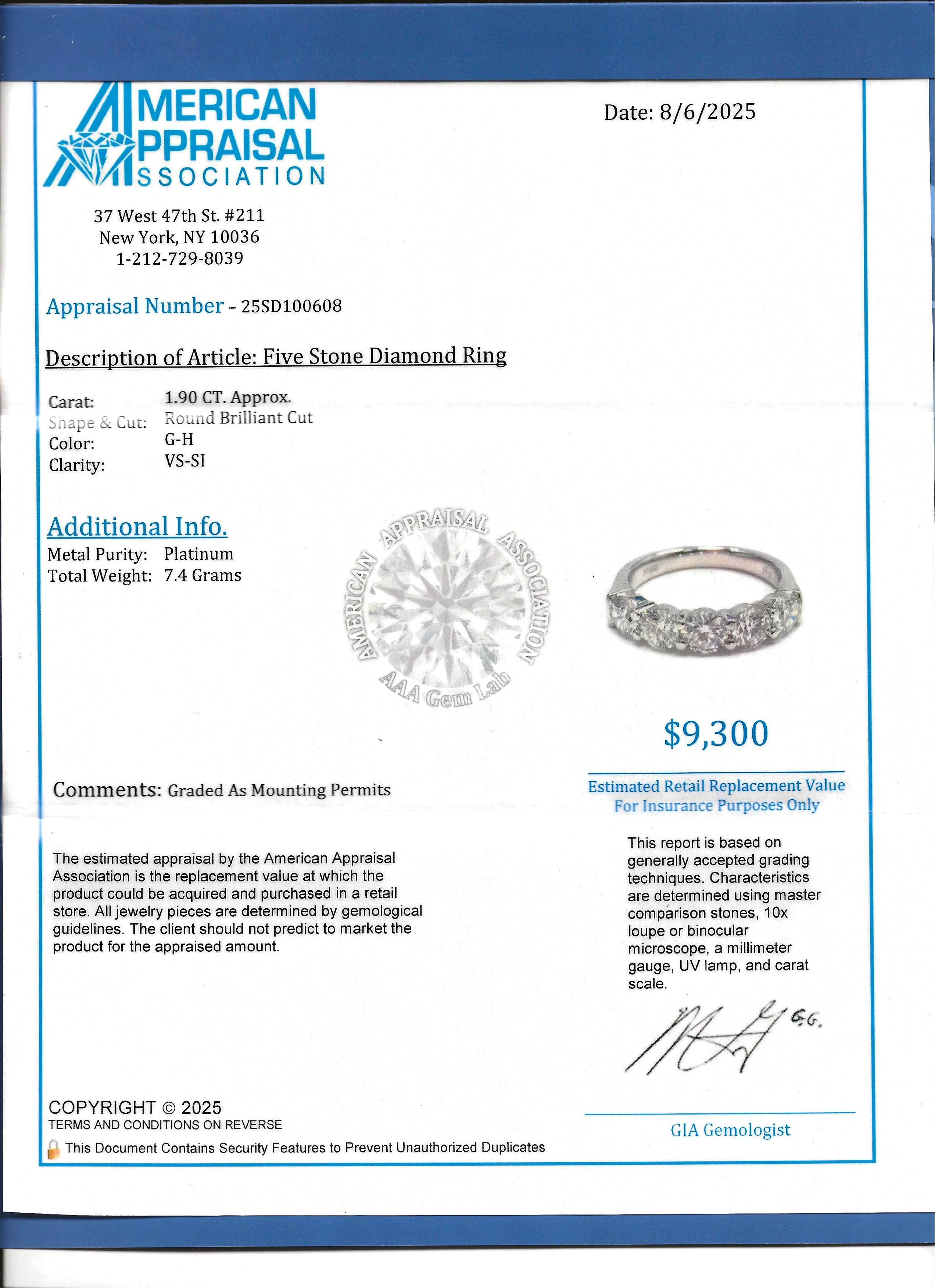 Bague à cinq pierres en platine poli avec diamants ronds taillés en brillant en vente 5