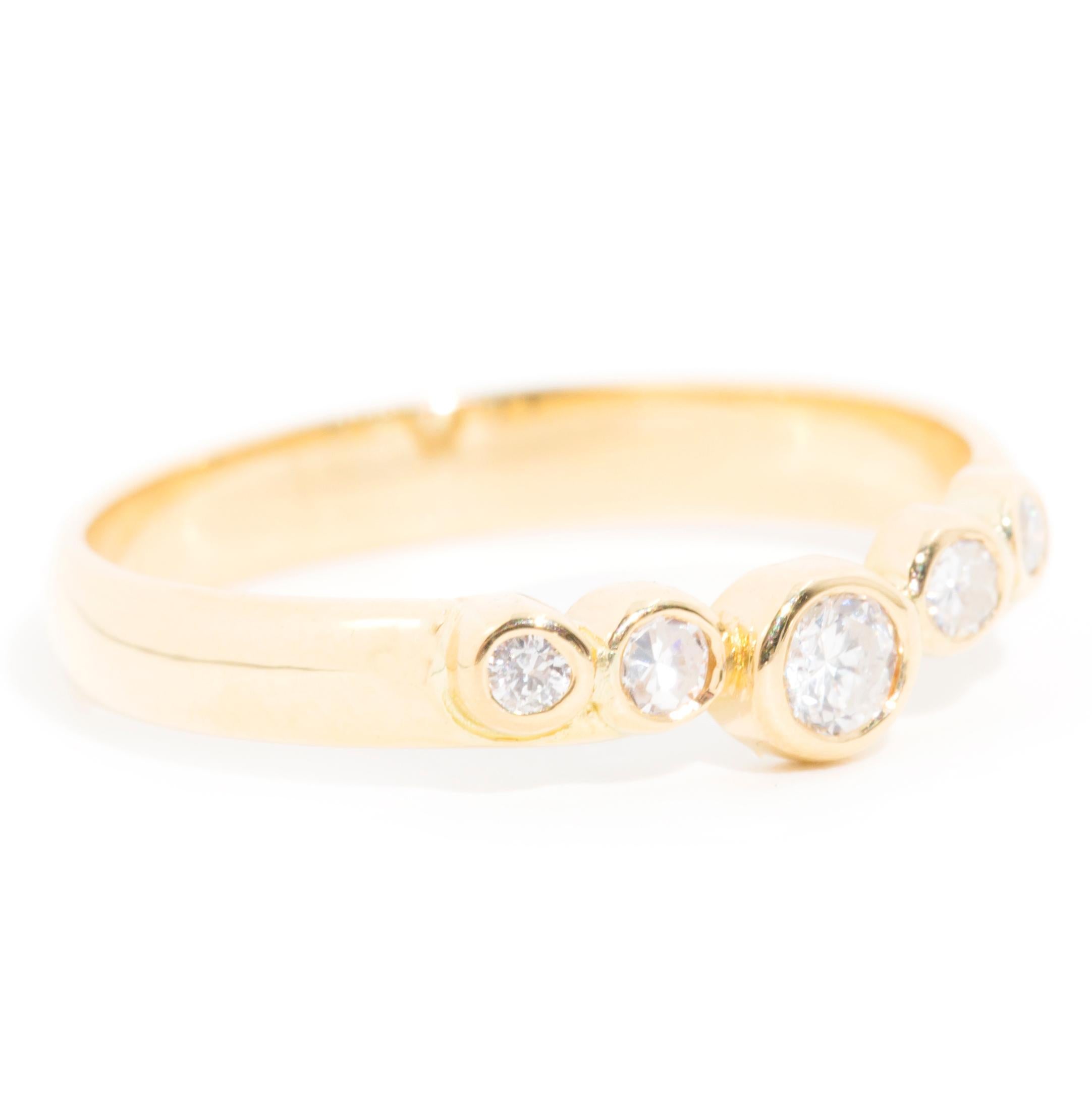 Modern Five Stone Round Diamond Vintage Eternity Ring in 18 Carat Yellow Gold
