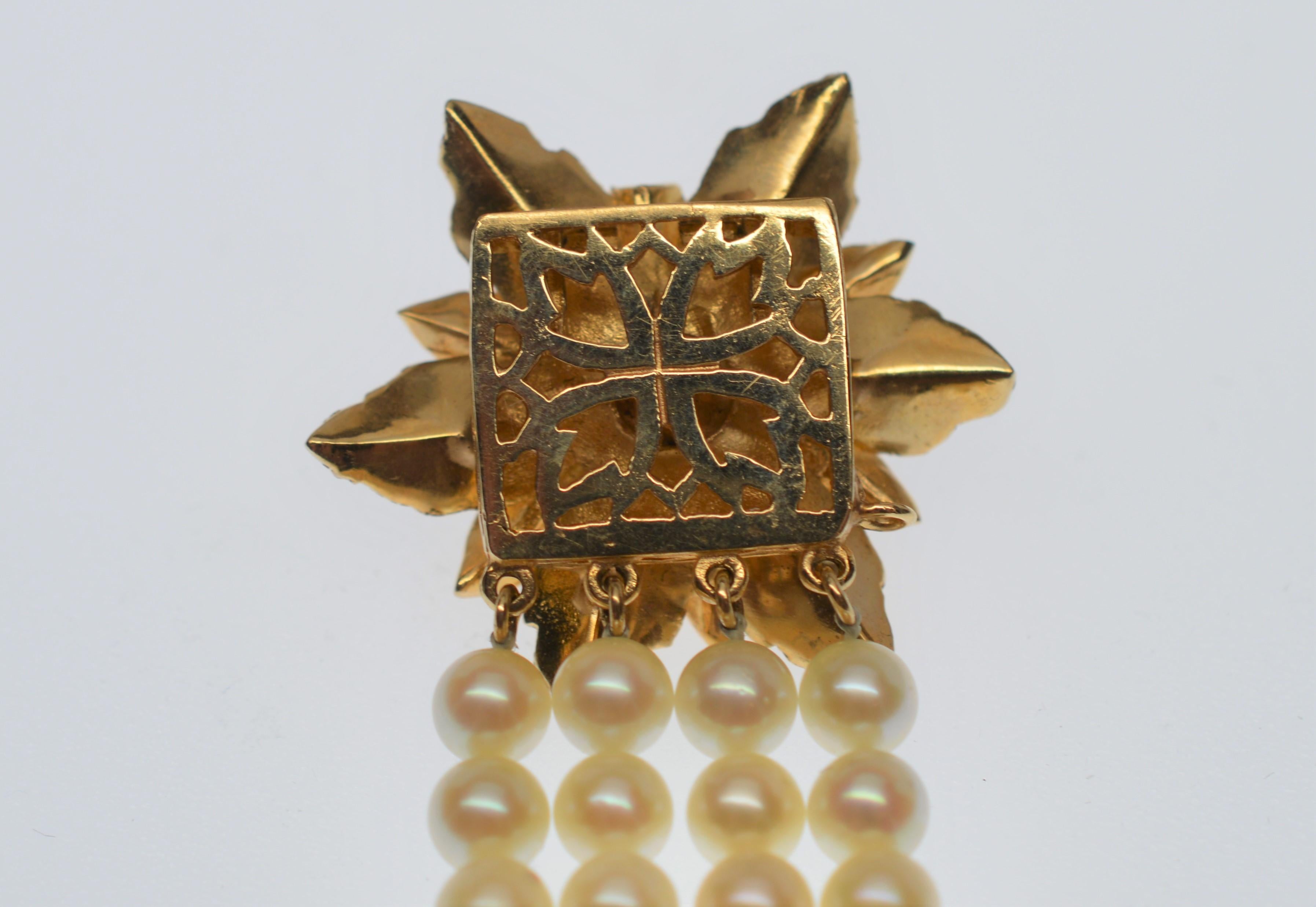 Women's Multi Strand Pearl Bracelet w 14K Gold & Sapphire Floral Burst Clasp For Sale