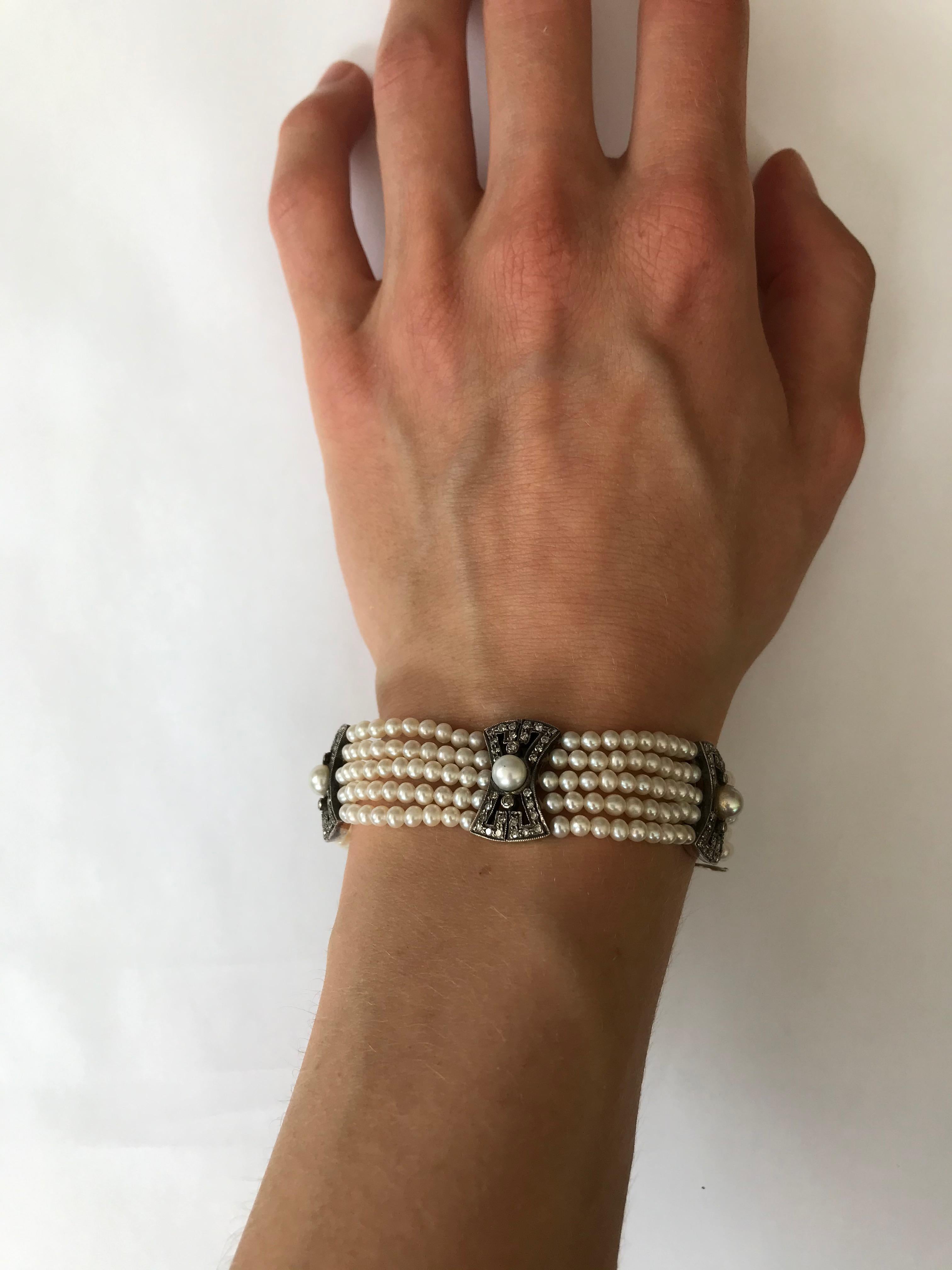 Five Strand Pearl Diamond 18k Gold Bracelet, 20th century For Sale 3