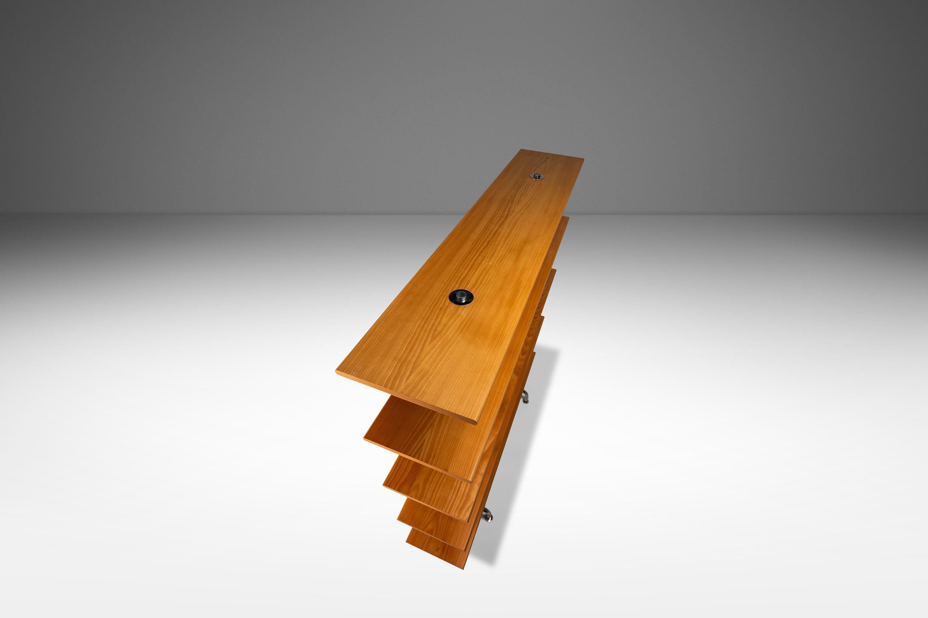 Fünfstöckiger Bücherregal Etagere aus Chrom und Buche von Marcel Breuer, Italien, ca. 1980er Jahre (Italienisch) im Angebot