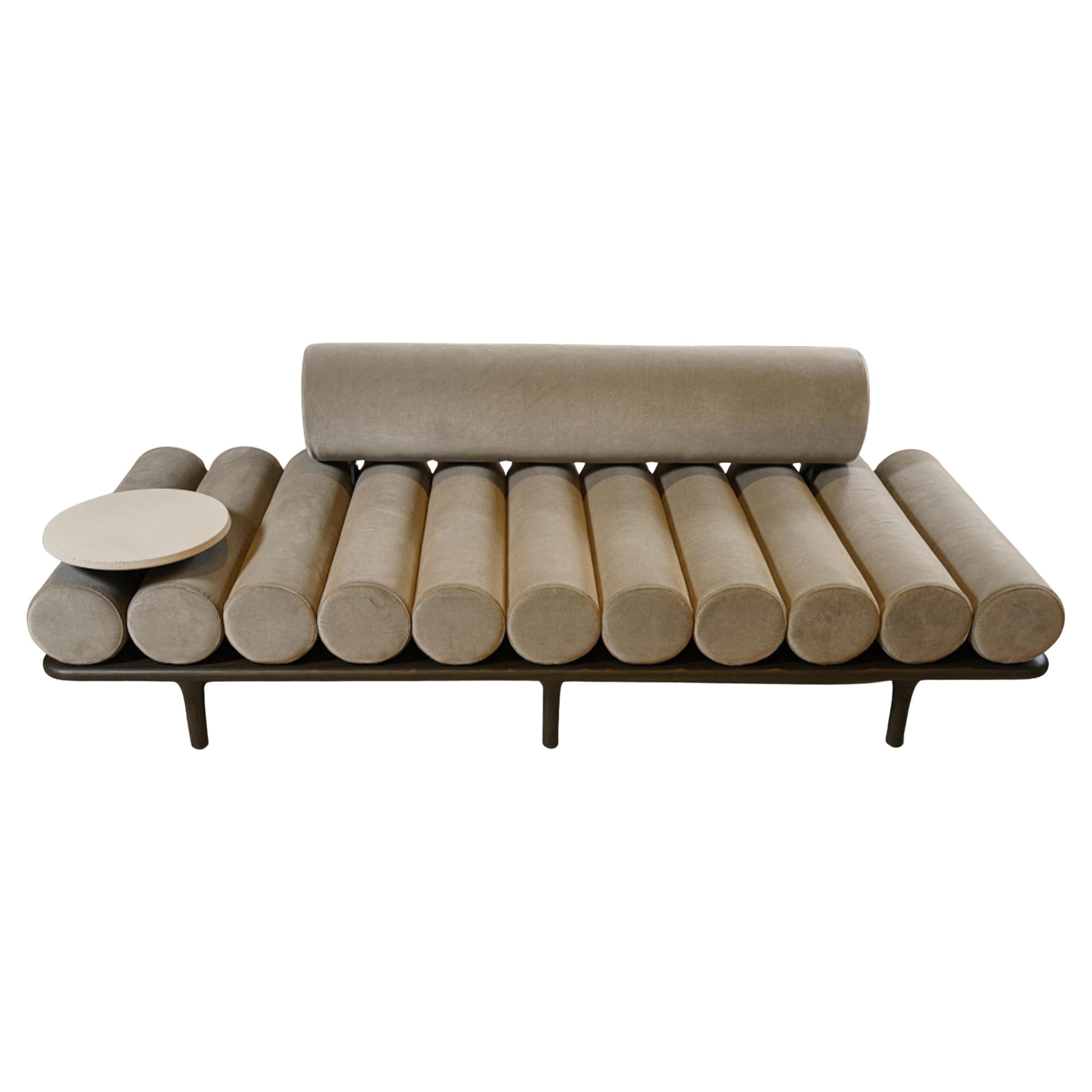 Five to Nine: The Atelier of Contemporary Living
The Five to Nine daybed is the centerpiece of a sophisticated, imaginary artist’s atelier: a piece of furniture with a strong identity, designed to meet the increasingly versatile needs of modern