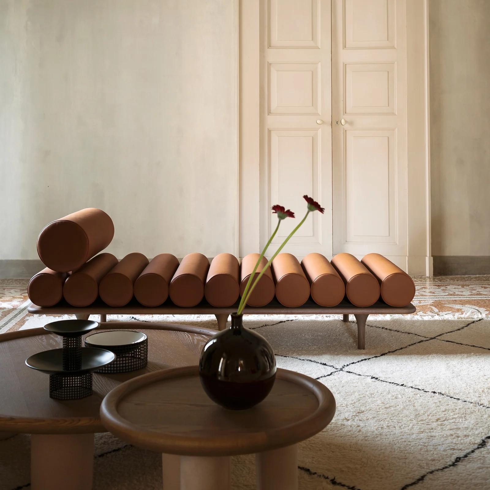 Five to Nine - Cama de día con cabecero en piel de Studiopepe para Tacchini en venta 2
