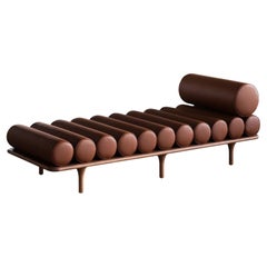 Five to Nine - Cama de día con cabecero en piel de Studiopepe para Tacchini