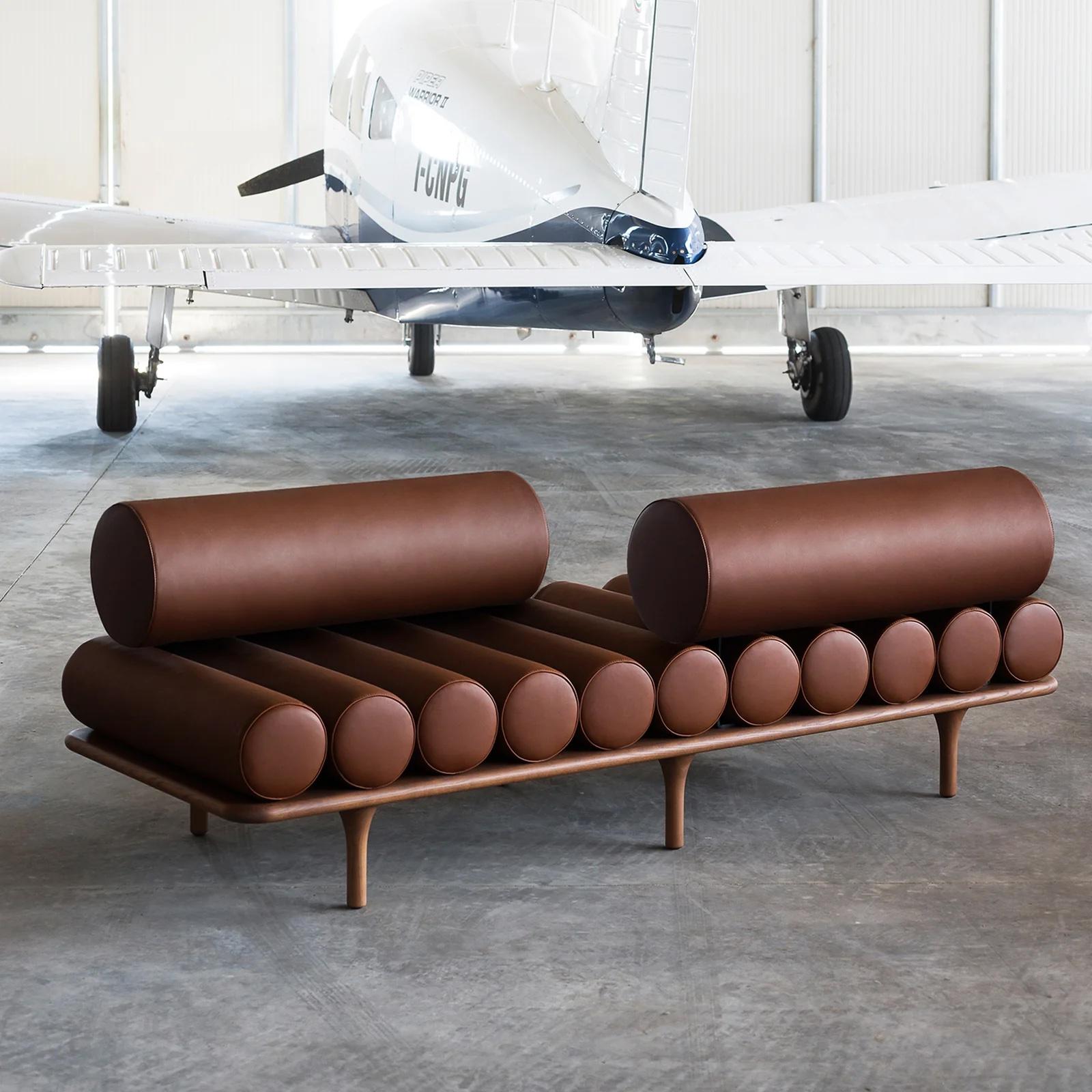 Italian Five to Nine – Daybed with vis a vis back in leather by Studiopepe for Tacchini in vendita