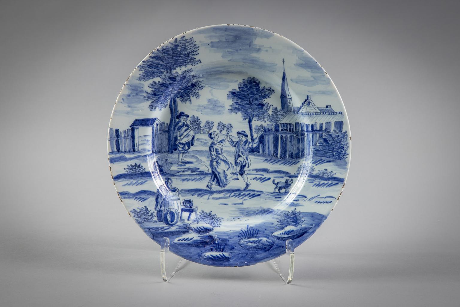 Mid-18th Century Five Unusual Delft Blue and White Plates, circa 1750 For Sale