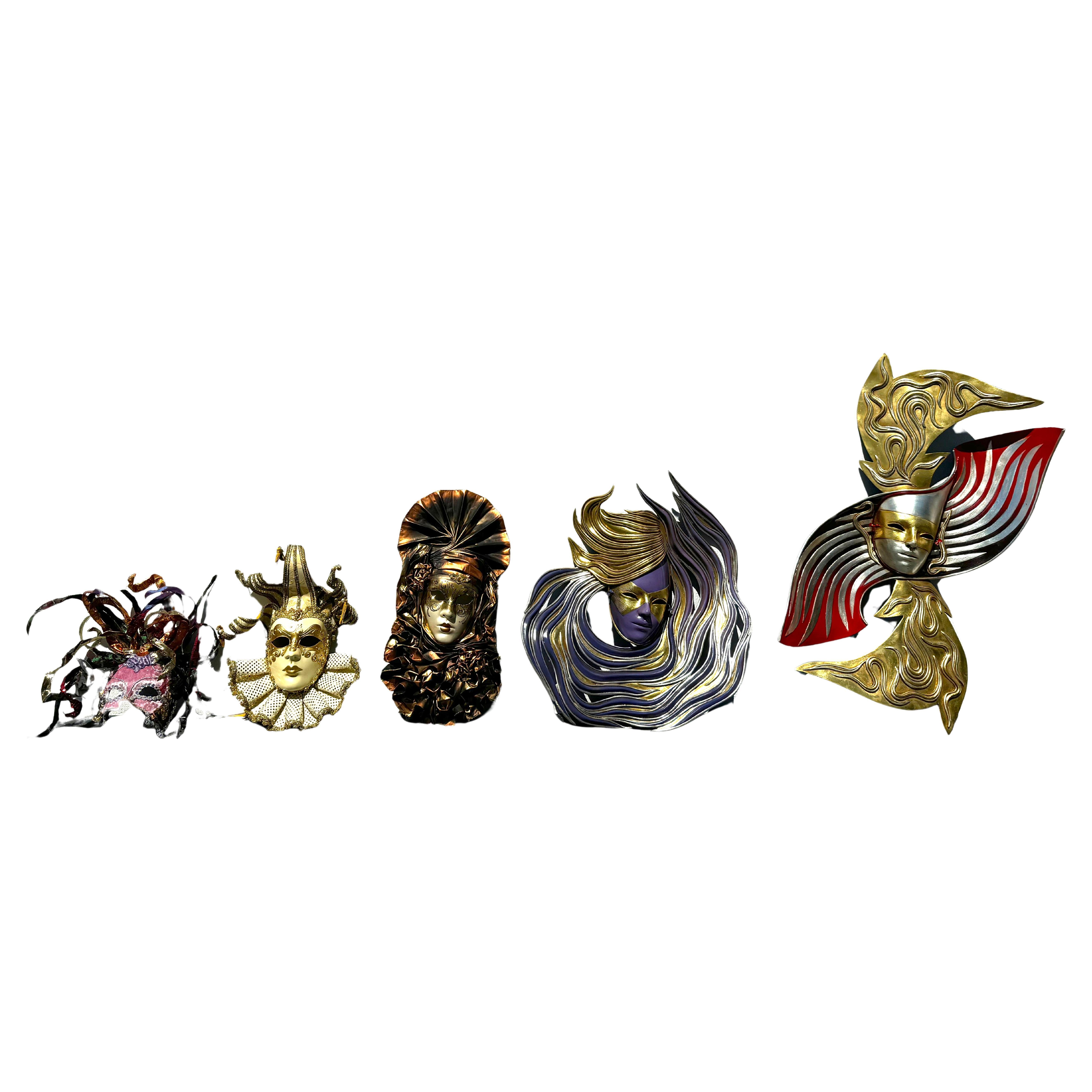 Cinco máscaras venecianas de Carnaval