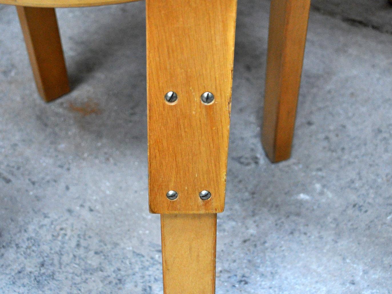 Five Vintage Chairs, Model No. 65 Chair by Alvar Aalto for Artek, 1960s In Good Condition For Sale In Torino, Italy