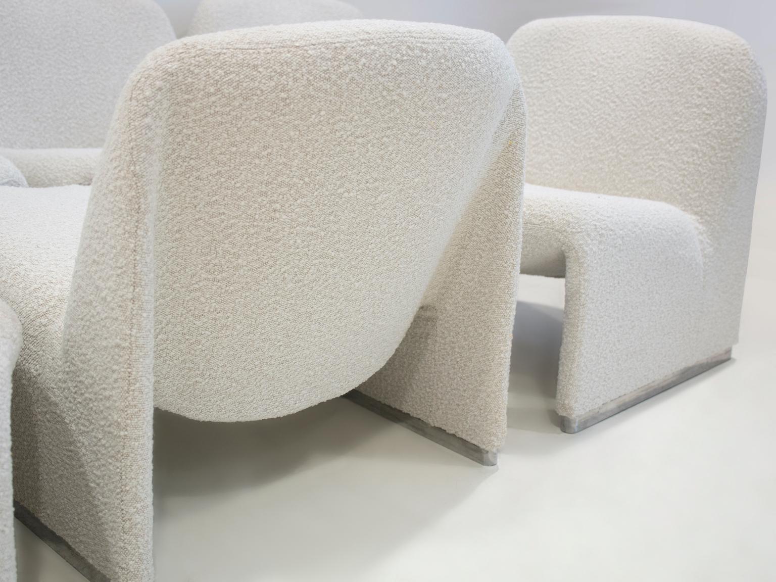 Five White Bouclé Fabric Upholstered Giancarlo Piretti Alky Easy Chairs For Sale 4
