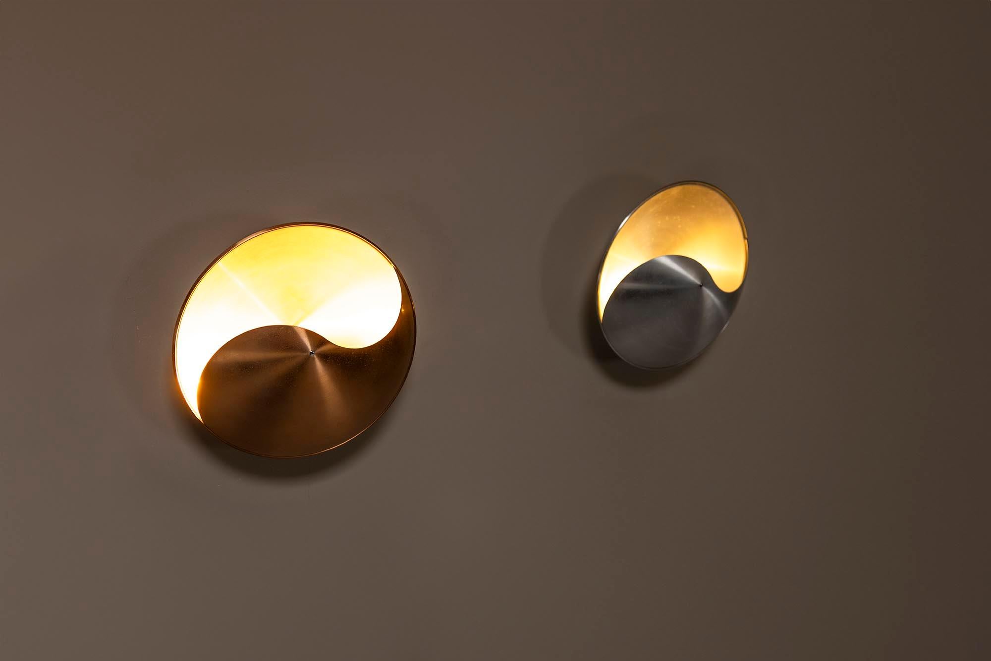 Mid-Century Modern Five “YinYang” Wall Lamps by H. Sneyders de Vogel for Raak, The Netherlands For Sale