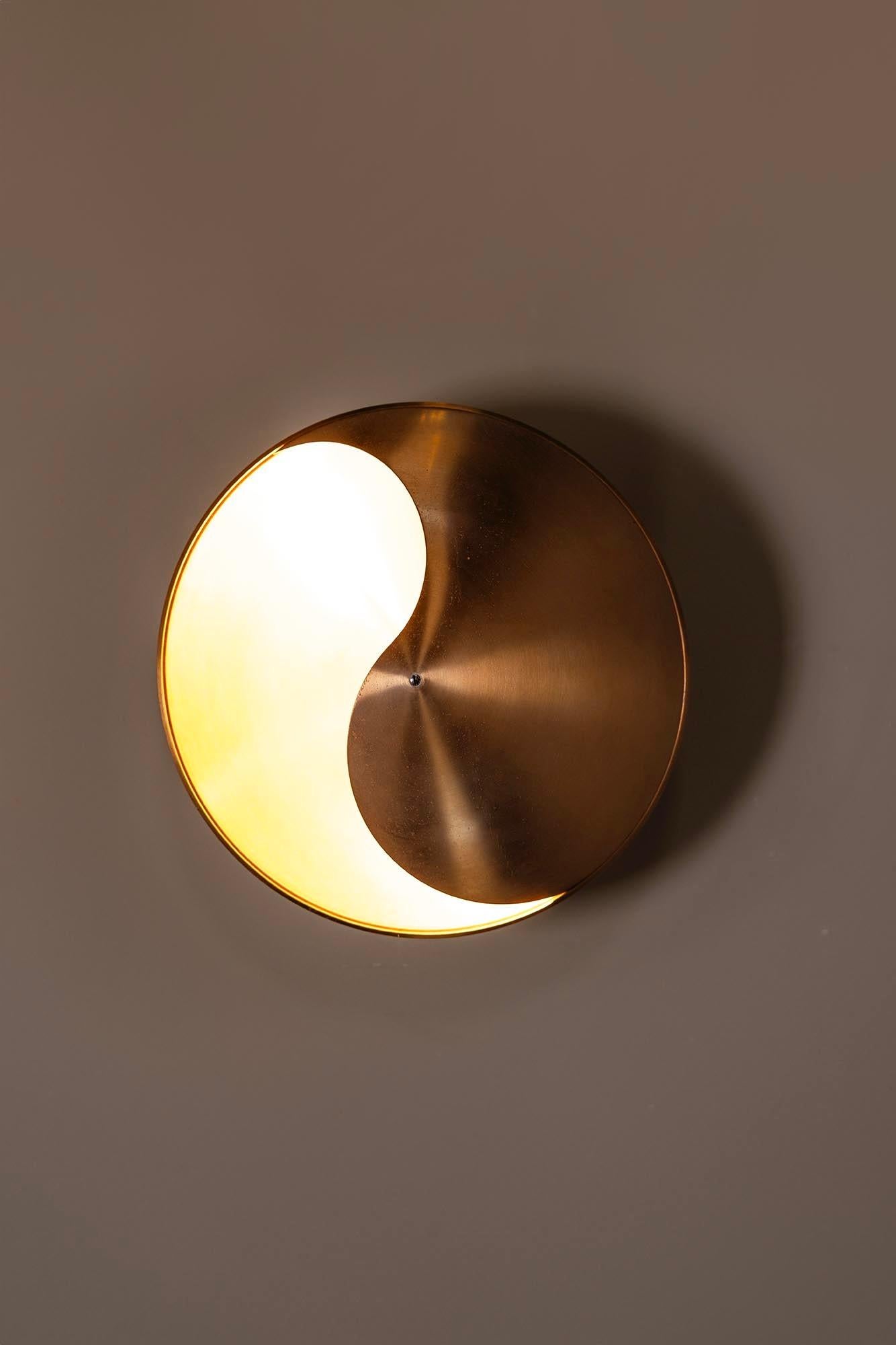 Aluminum Five “YinYang” Wall Lamps by H. Sneyders de Vogel for Raak, The Netherlands For Sale