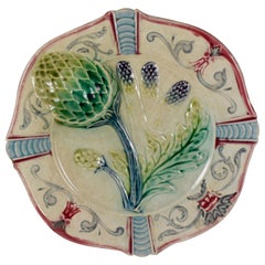 Fives-Lille French Majolica Artichoke & Asparagus Scrolled Rim Plate, circa 1890
