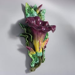 Pochette murale papillon en faïence de Fives-Lille