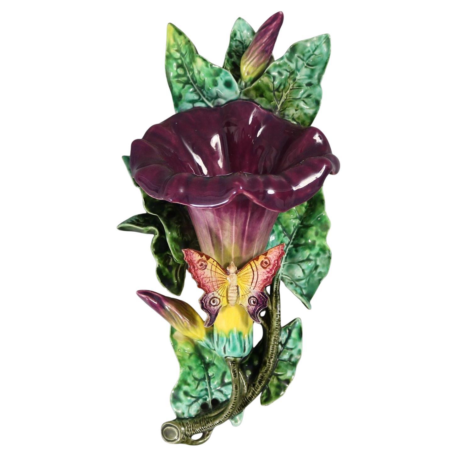 Pochette murale papillon en faïence de Fives-Lille