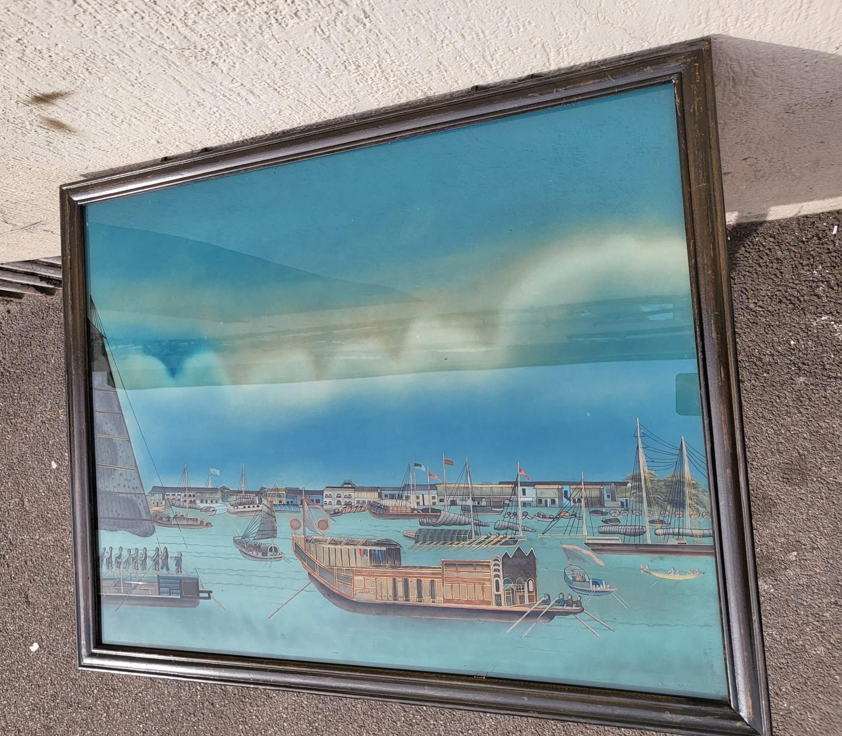 Chinese Export Fixé Sous Verre, View of a Port in Asia, 20th Century For Sale