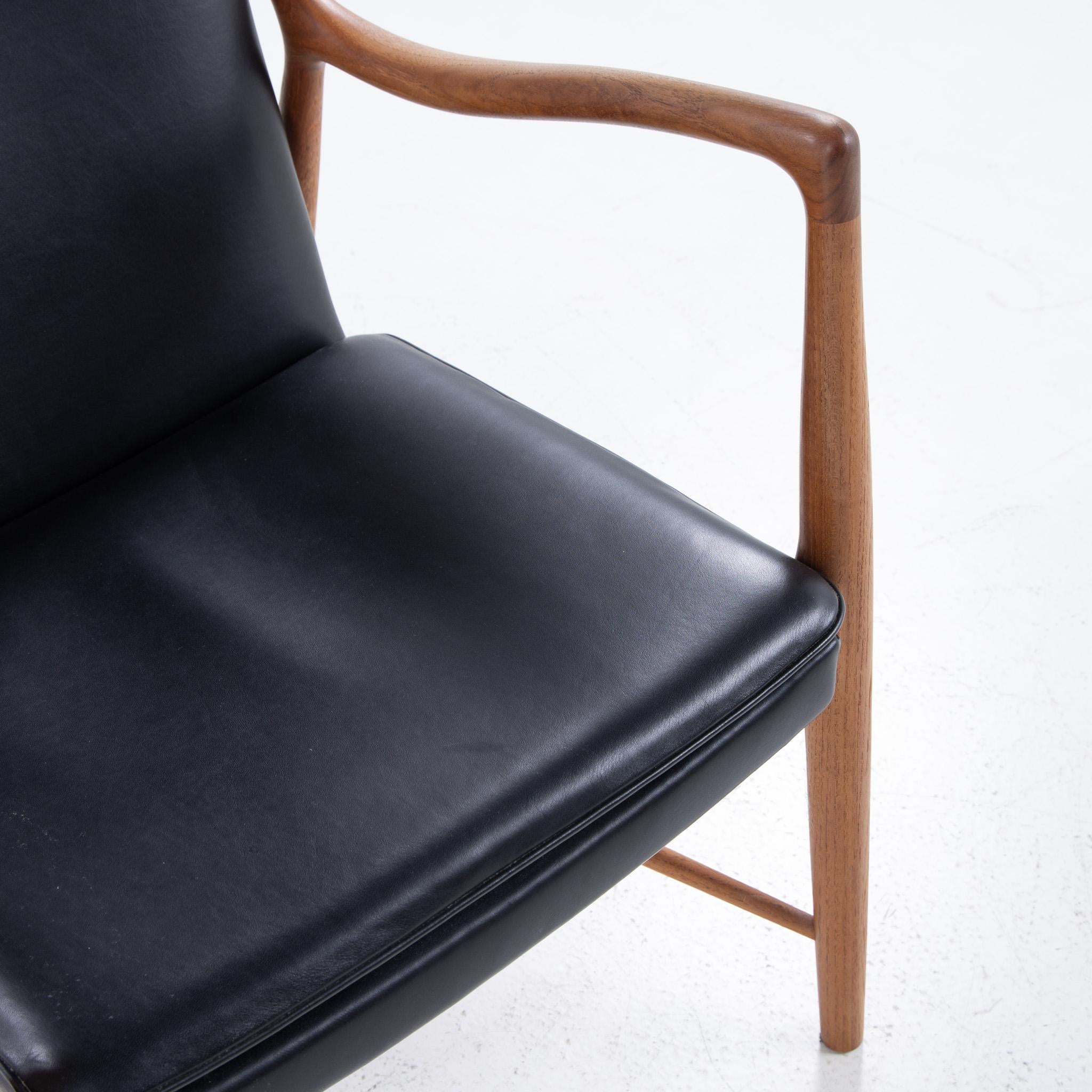 FJ 45 - Easy chair in teak by Finn Juhl In Good Condition For Sale In Copenhagen, DK