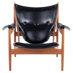 FJ 49 - ‘Chieftain Chair’ in teak by Finn Juhl