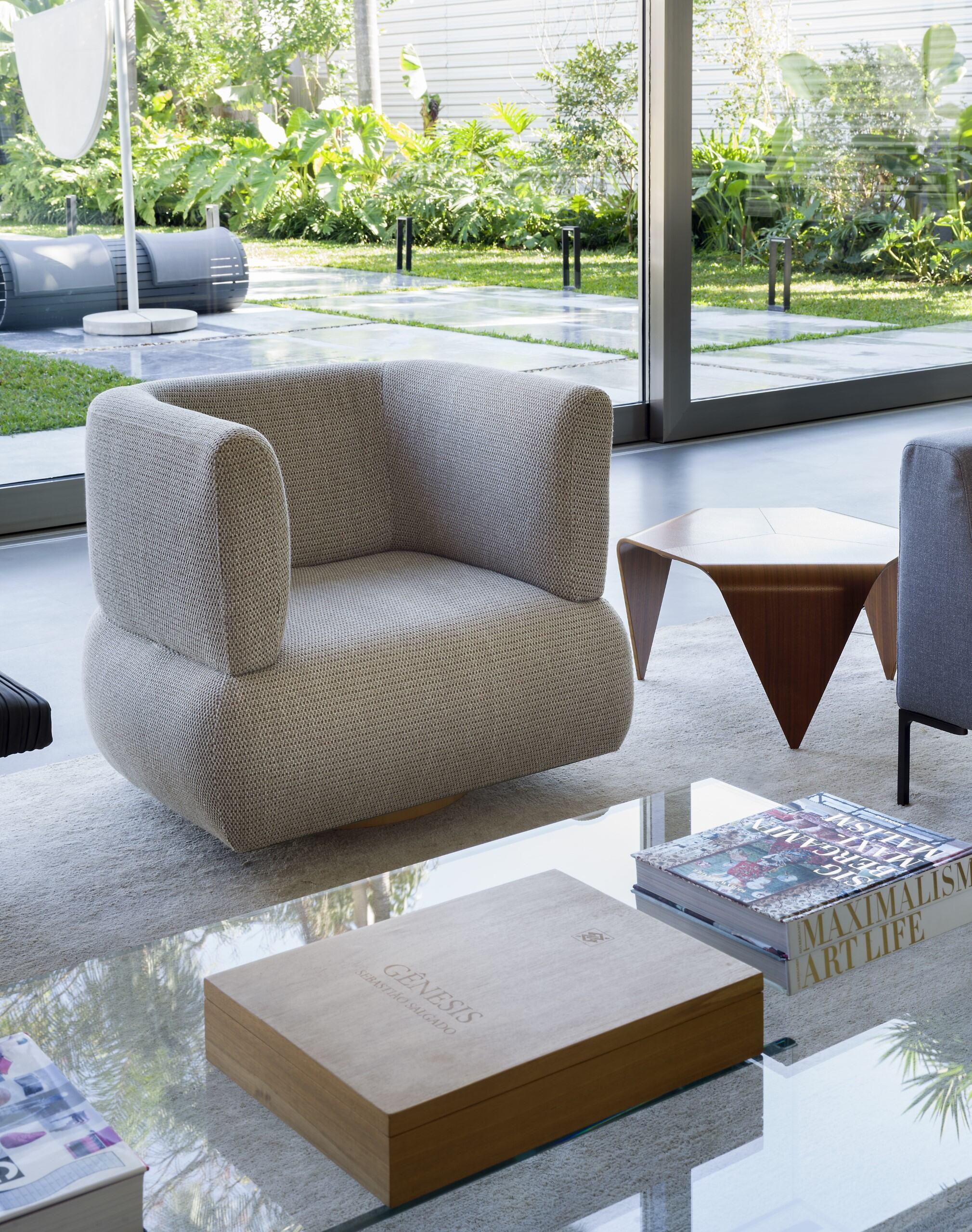FJN Swivel Armchair in Wood — Minimalist Comfort Inspired by Finnish Livi For Sale 5