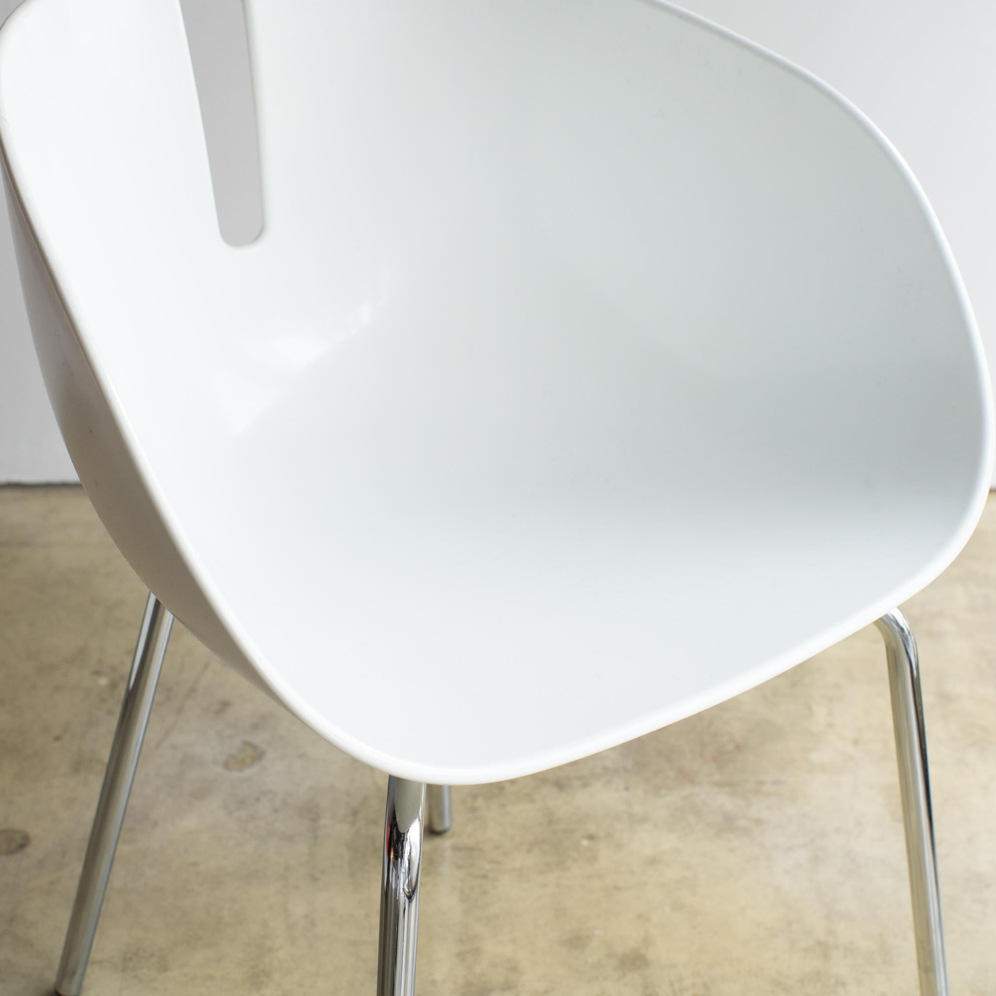 Silla Fjord Patricia Urquiola  Y2K estilo diseño era espacial Acero en venta