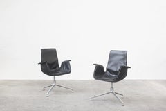 FK 6725 Tulip Chair by Fabricius & Kastholm Kill International