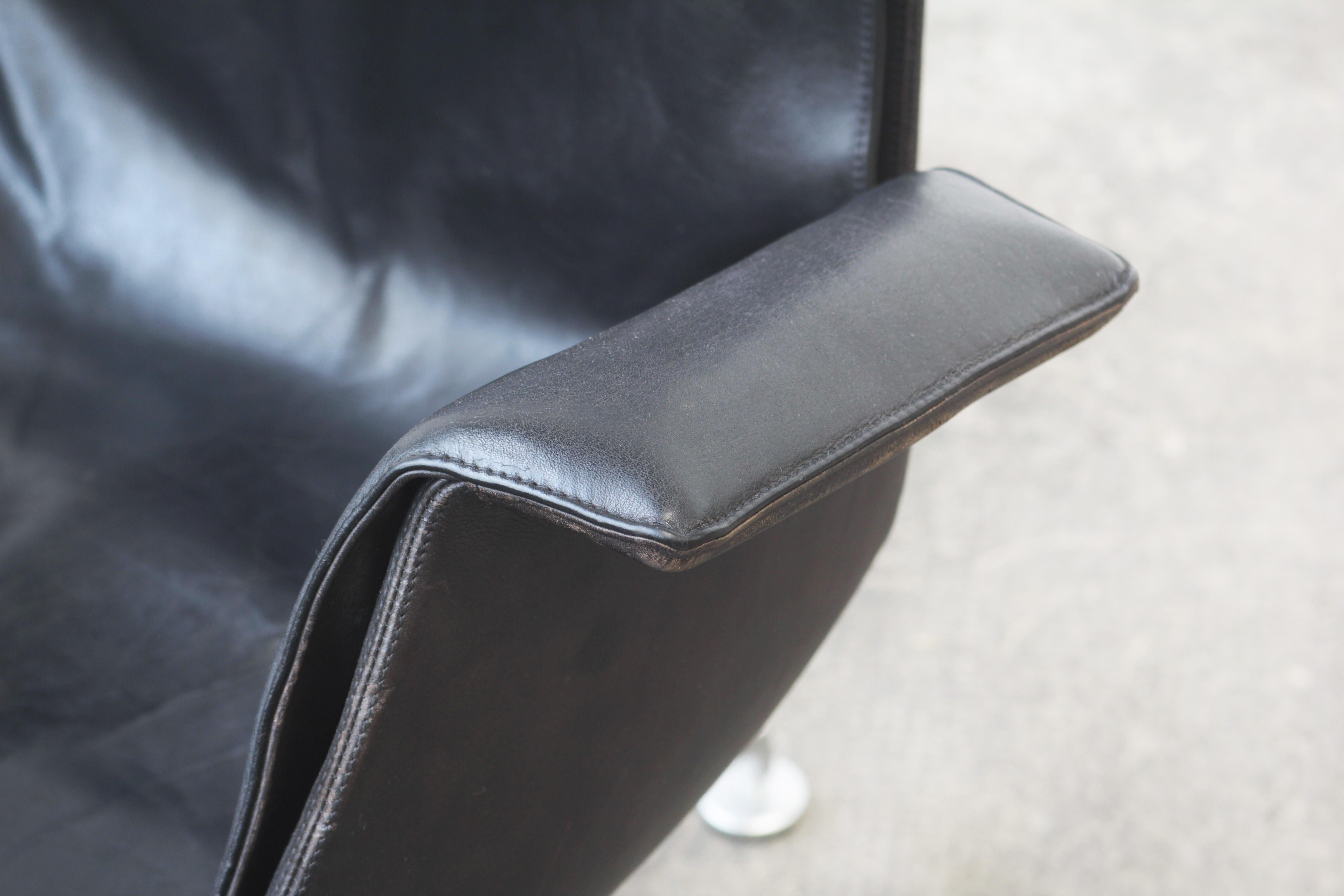 Chaise Tulip FK 6725 de Fabricius & Kastholm Kill International en vente 1