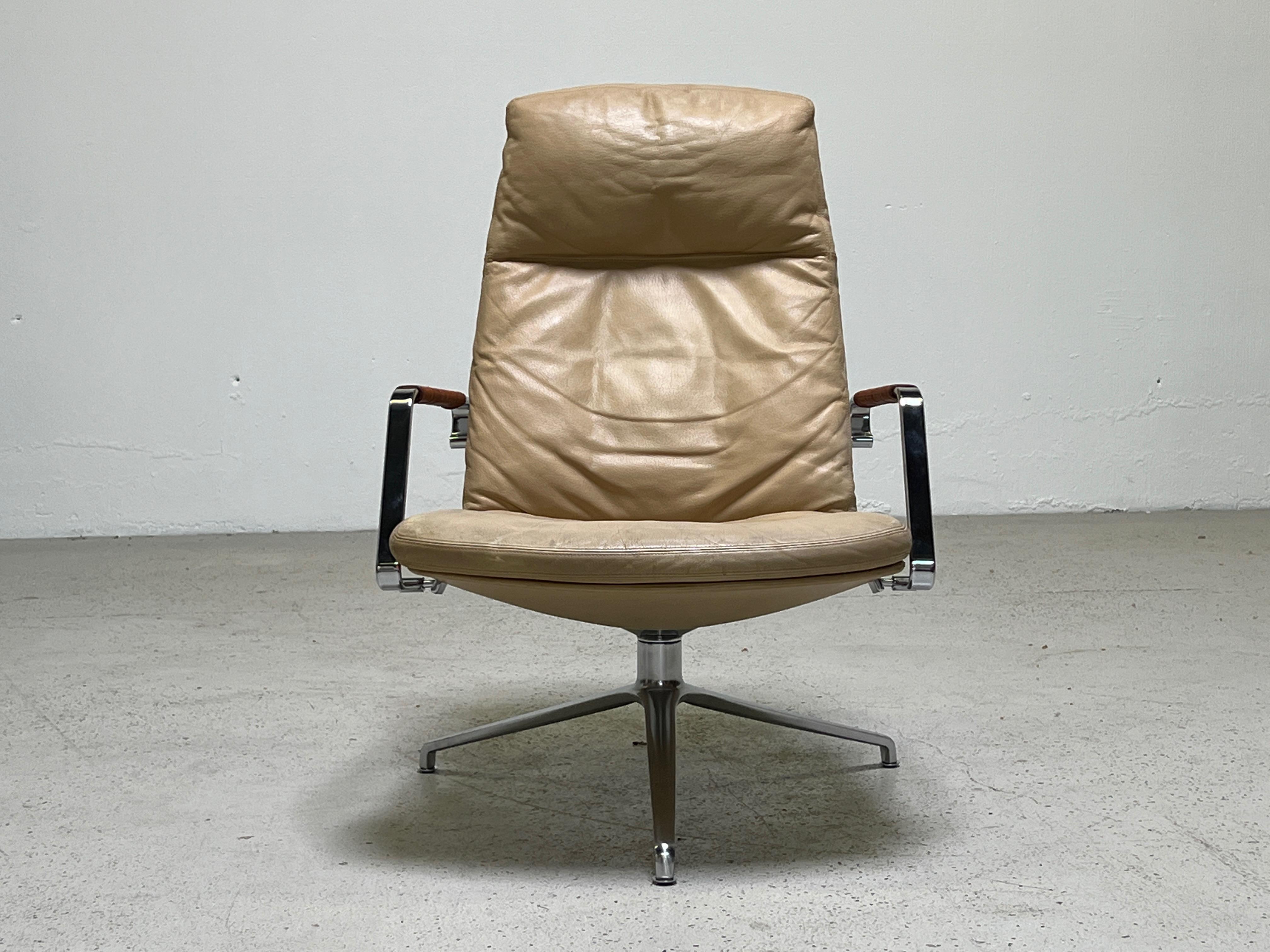 Leather Fk 86 Lounge Chair by Preben Fabricius & Jørgen Kastholm For Sale