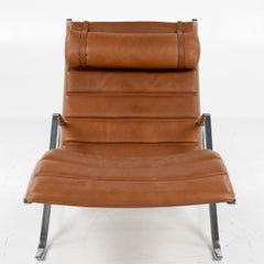 FK 87 Grasshopper Chaise Longue in cognac leather