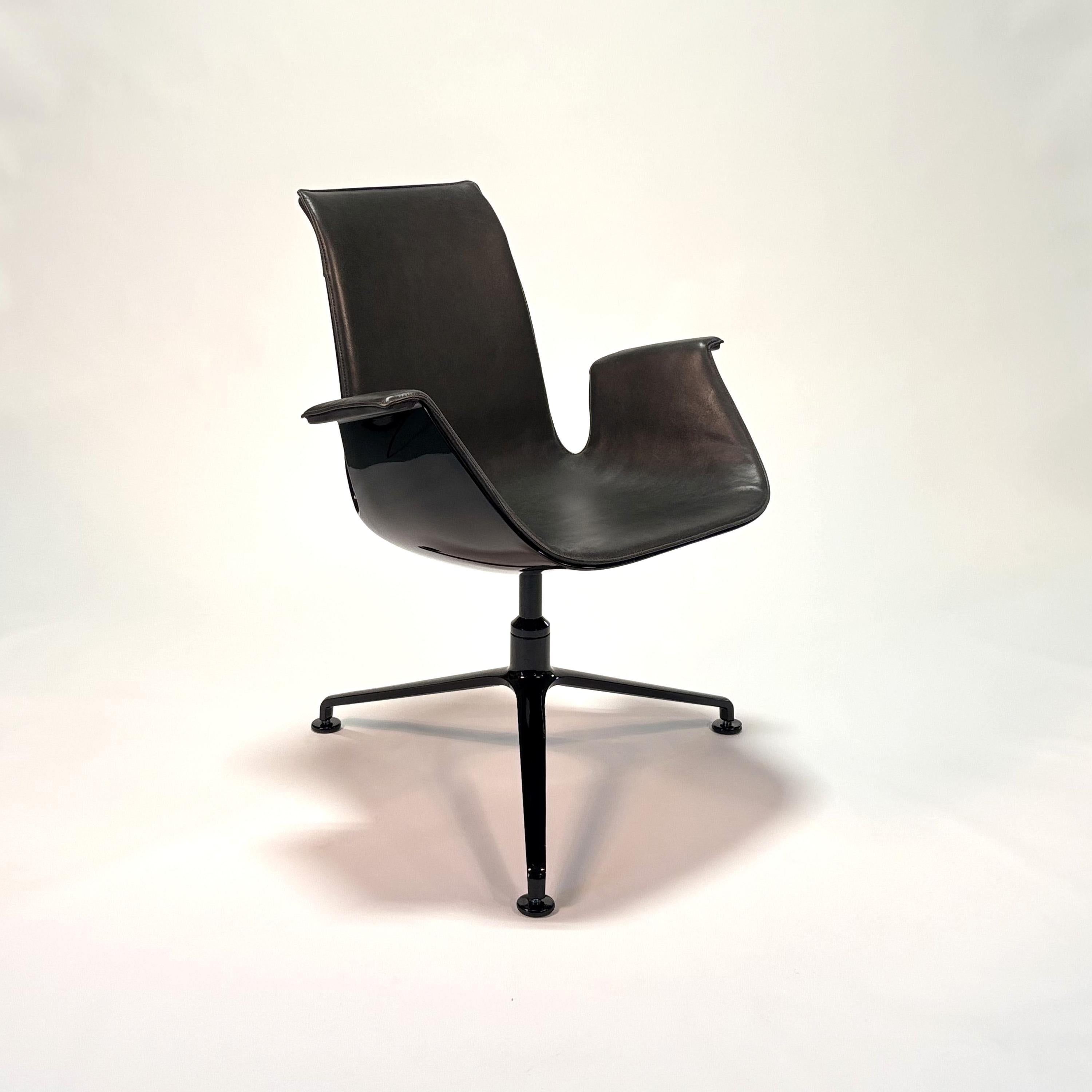 Allemand Chaise FK Mod. 6729 (dossier bas) par Preben Fabricius & Jørgen Kastholm en vente
