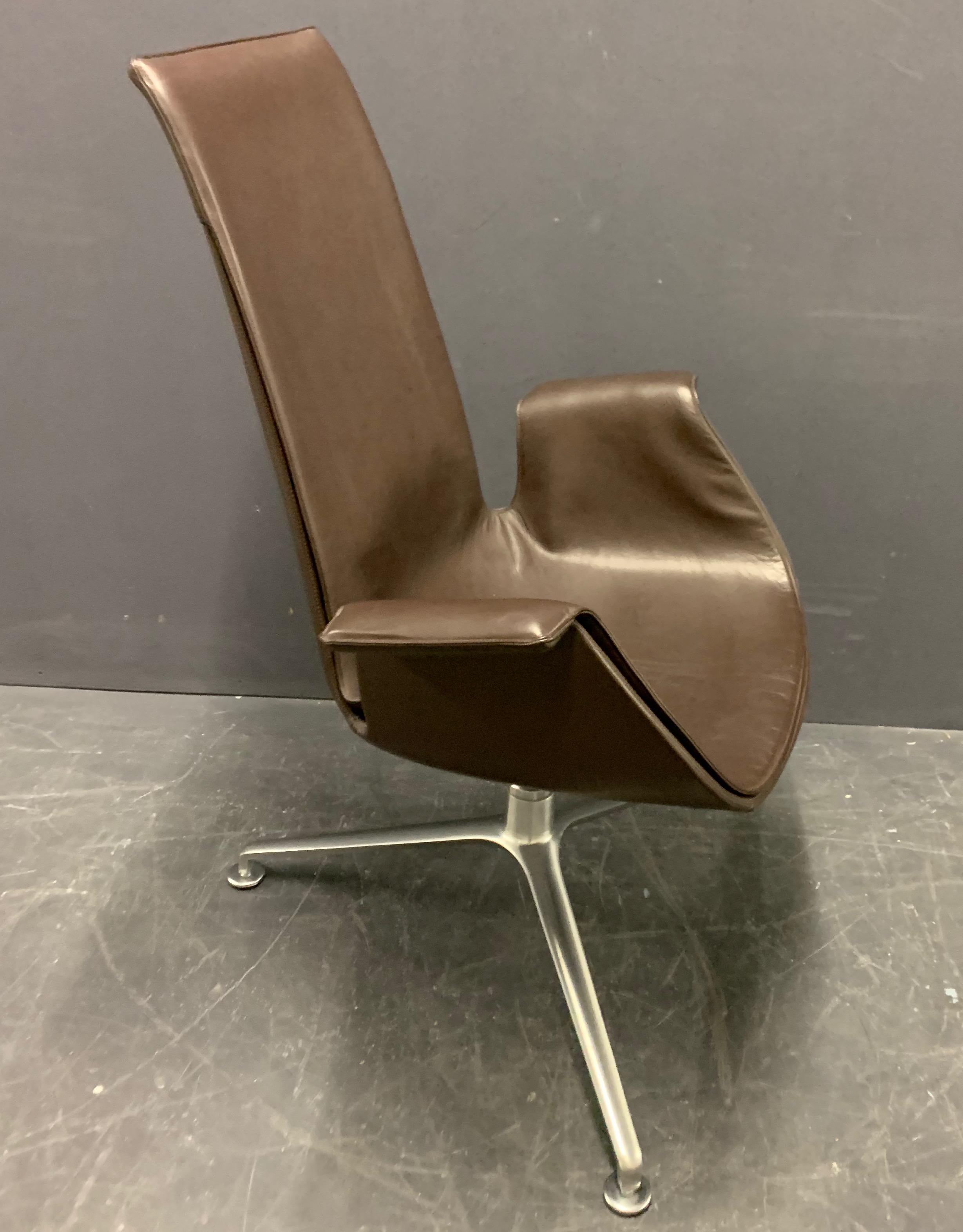 FK6725 Tulip Chair by Fabricius and Kastholm In Excellent Condition For Sale In Munich, DE