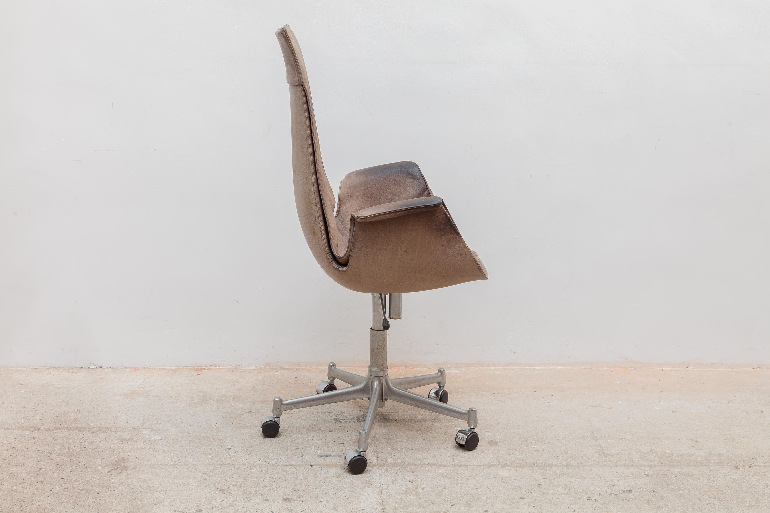 Scandinavian Modern FK6727 Kastholm & Fabricius High-Back Swivel and Adjustable Office Chair, 1964