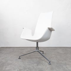 FK6725 Tulip chair by Preben Fabricius & Jørgen Kastholm
