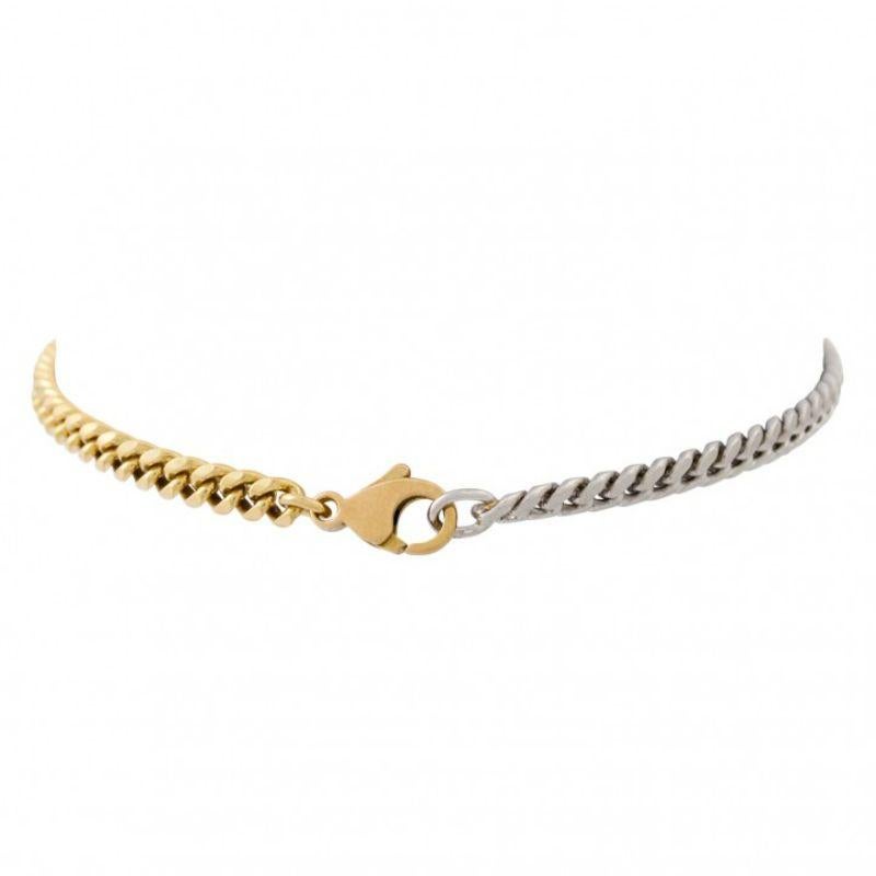 Flat client bracelet, polished, GG 18K/PT 950, 9.4 g, L: approx. 18 cm, B: approx. 3.5 mm, 20th century, minimal traces of carrying.

curb link bracelet, 18k yellow Gold, 950 Platinum, 9.4 g, L: approx. 18 cm, W: approx. 3.5 mm, 20th Century,