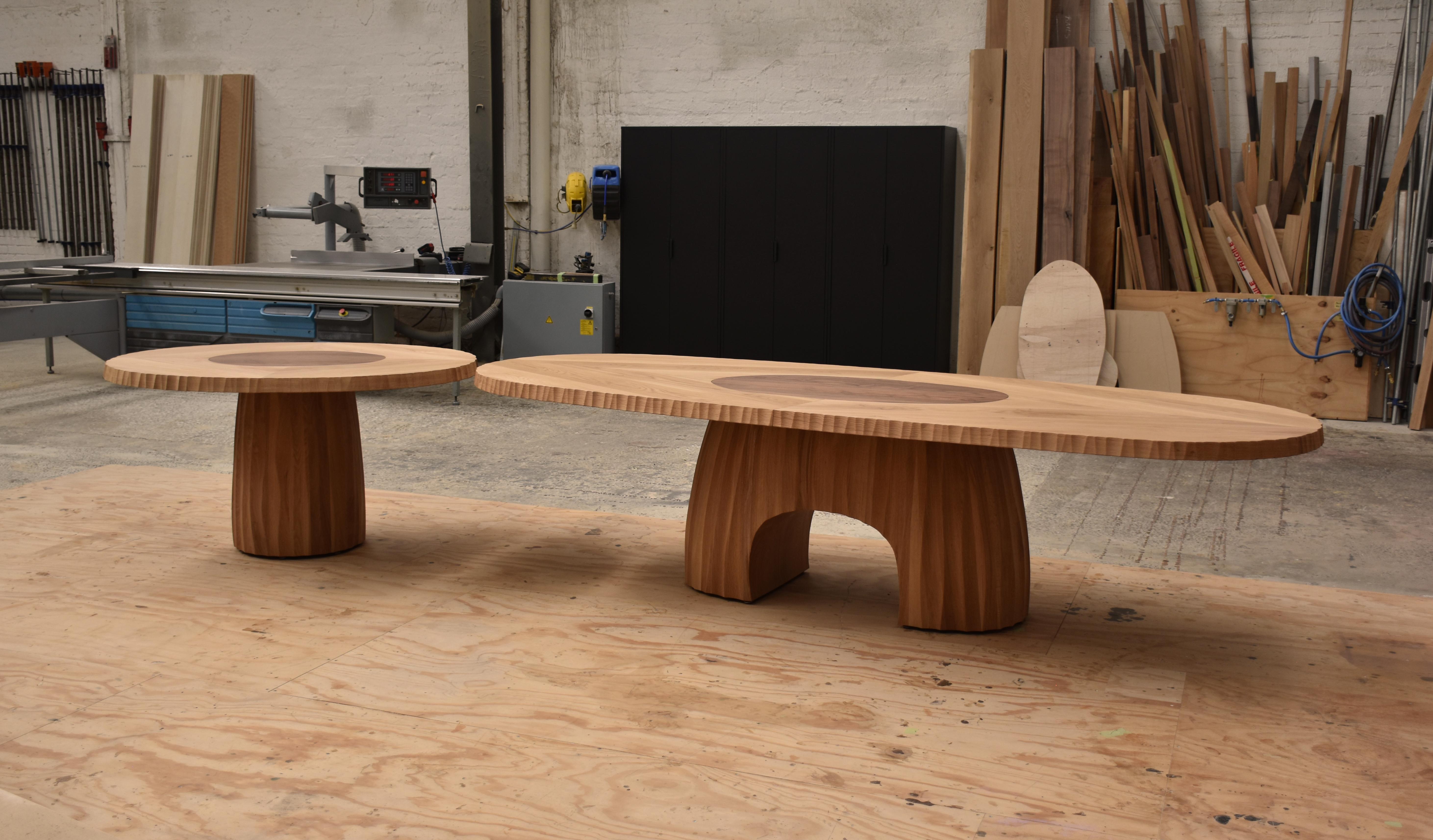 Flack Oval Dining Table by Daniel Poole For Sale 3