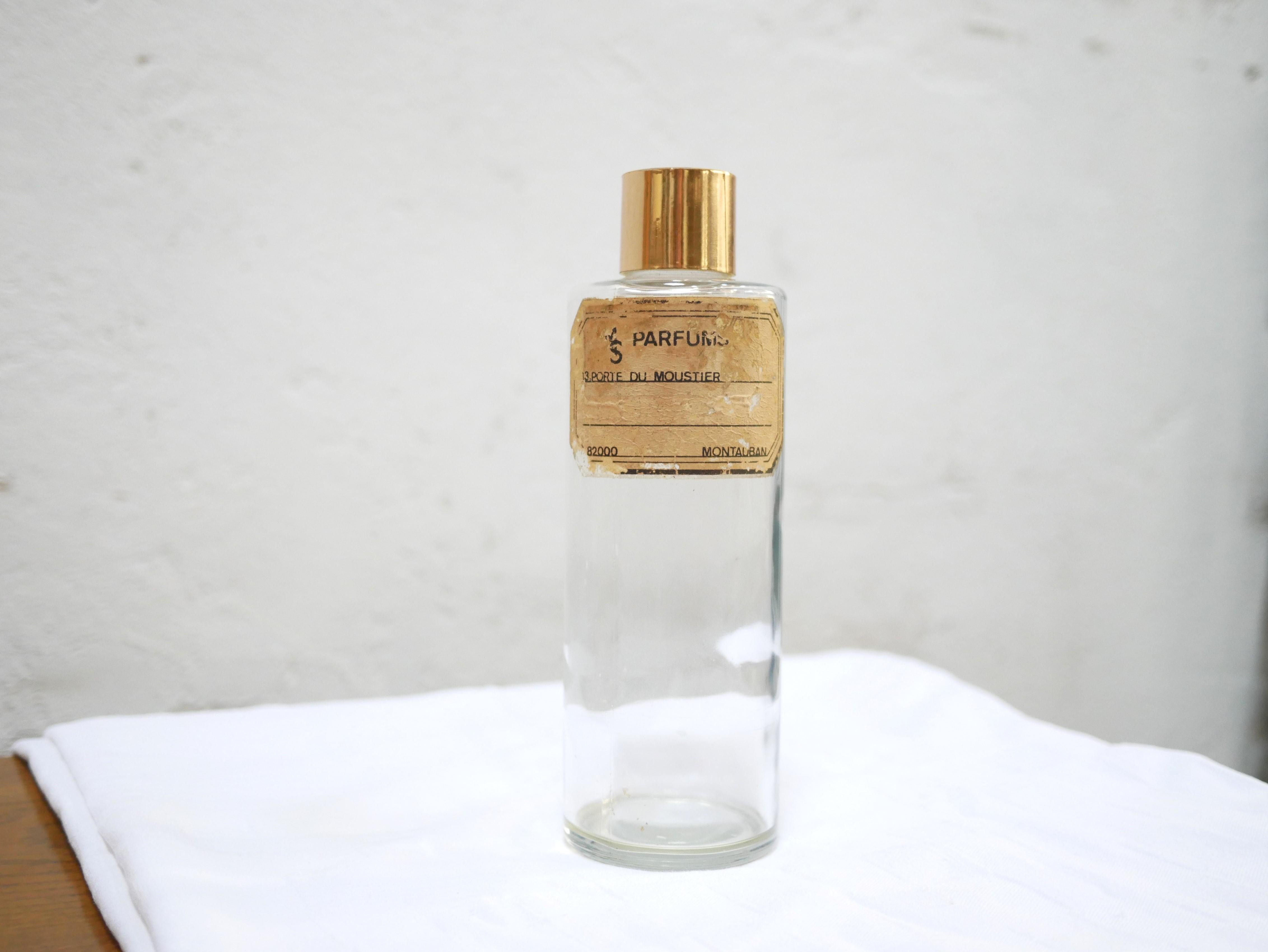Flacon De Parfum Vintage For Sale 4