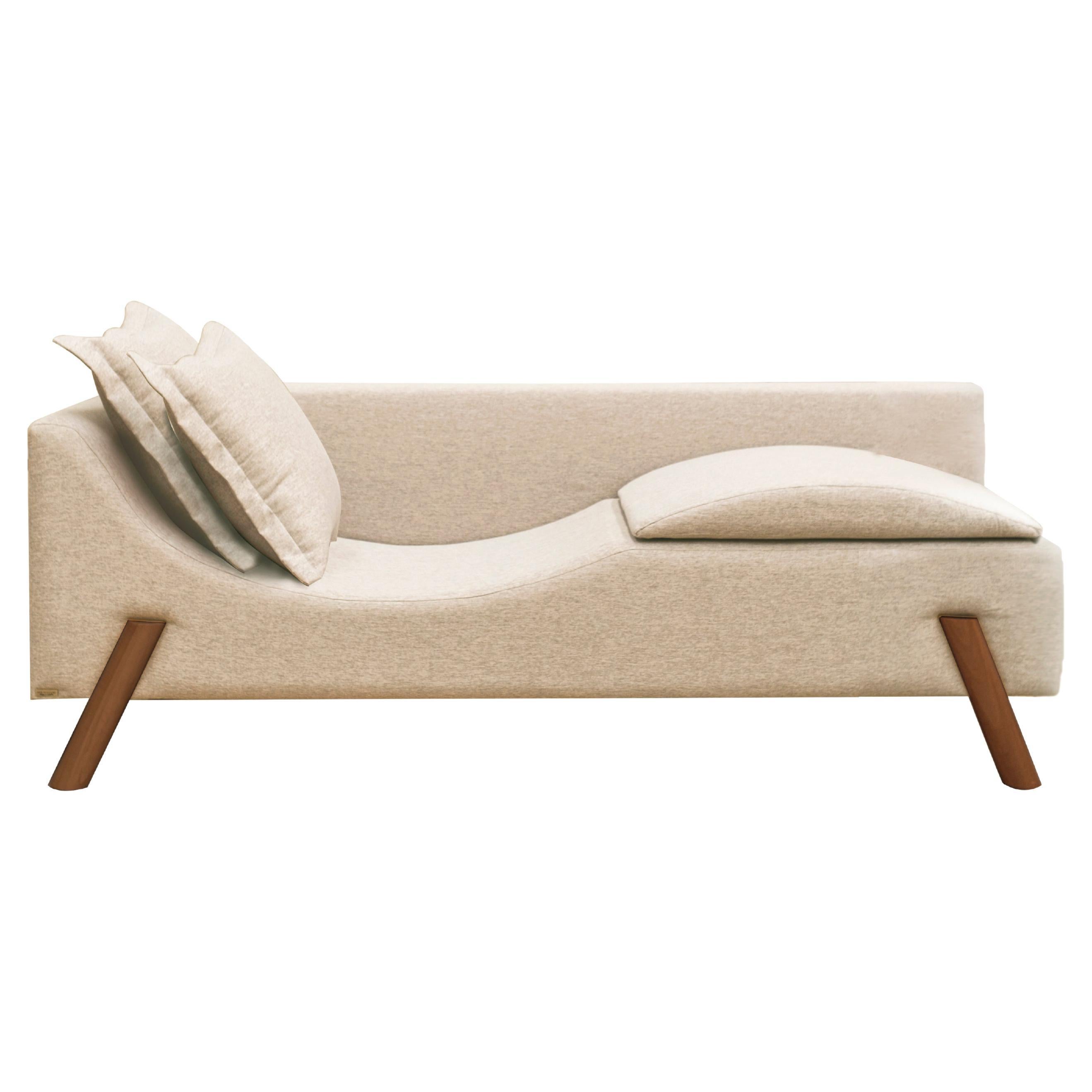 "Flag" Couch and Chaise Longue in Natural Linen and Wood Feet, Small Size For Sale