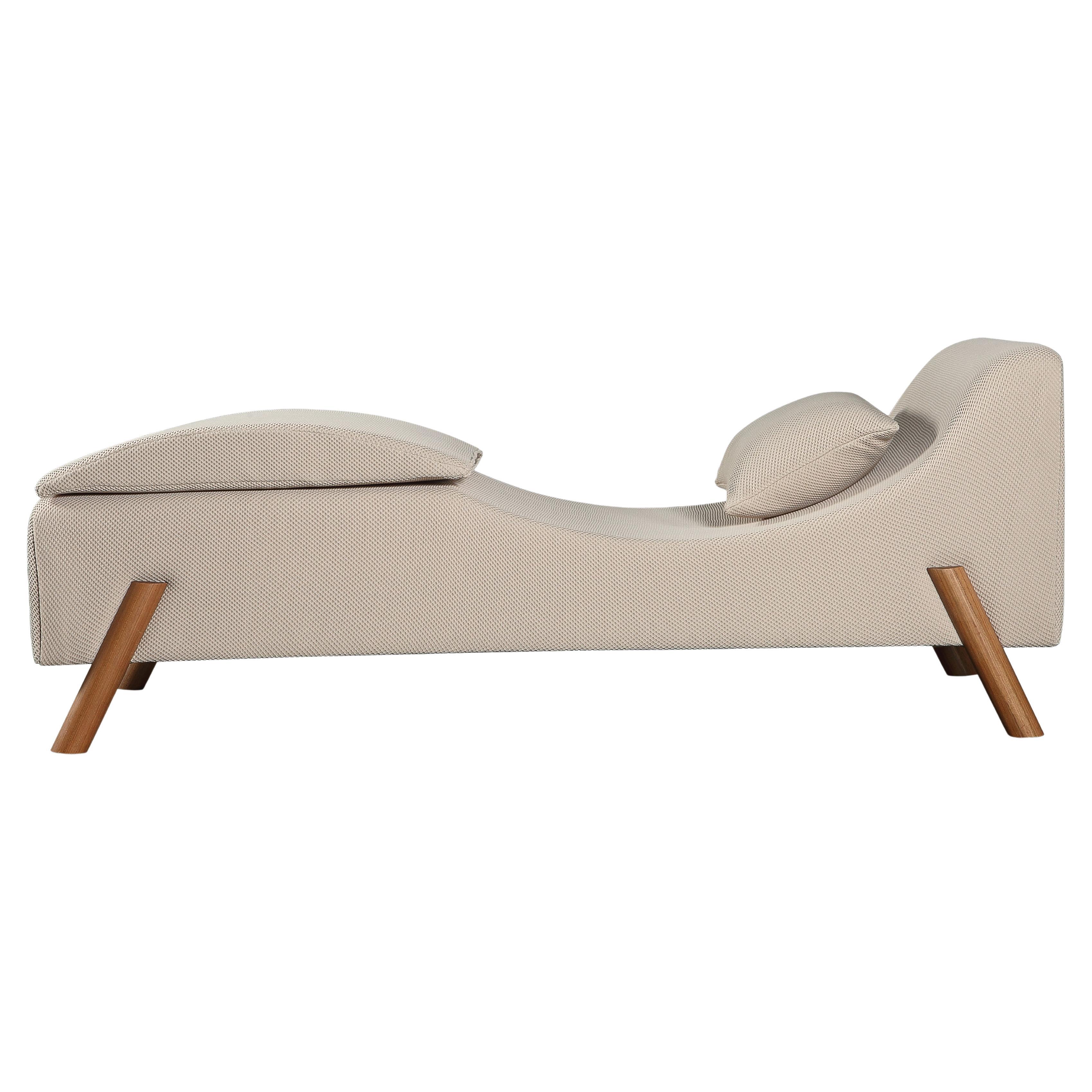 "Flag" Divan Chaise Longue Upholstered in Knit Fabric 1800