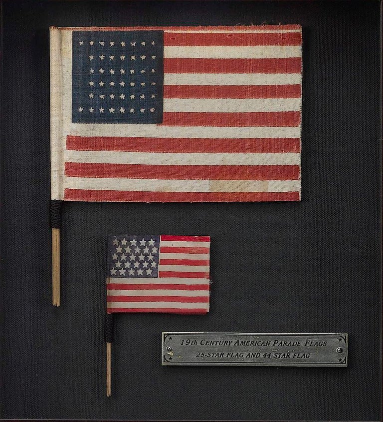 Flag Wavers 2-in-1 Celebration, 25-Star and 44-Star Flags Framed Together In Good Condition For Sale In Colorado Springs, CO