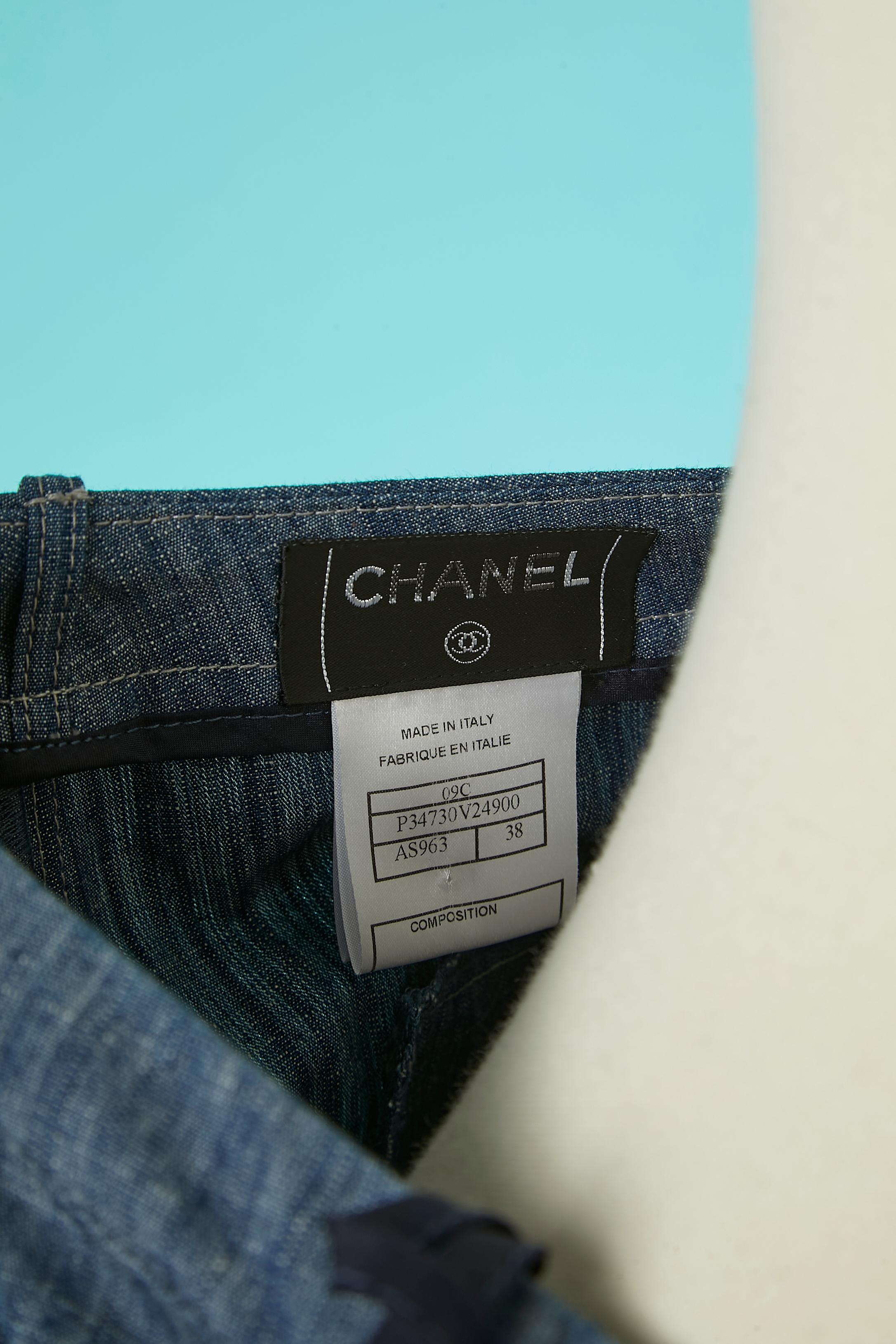 Flair denim jean with box pleats in the bottom of the legs Chanel  For Sale 2