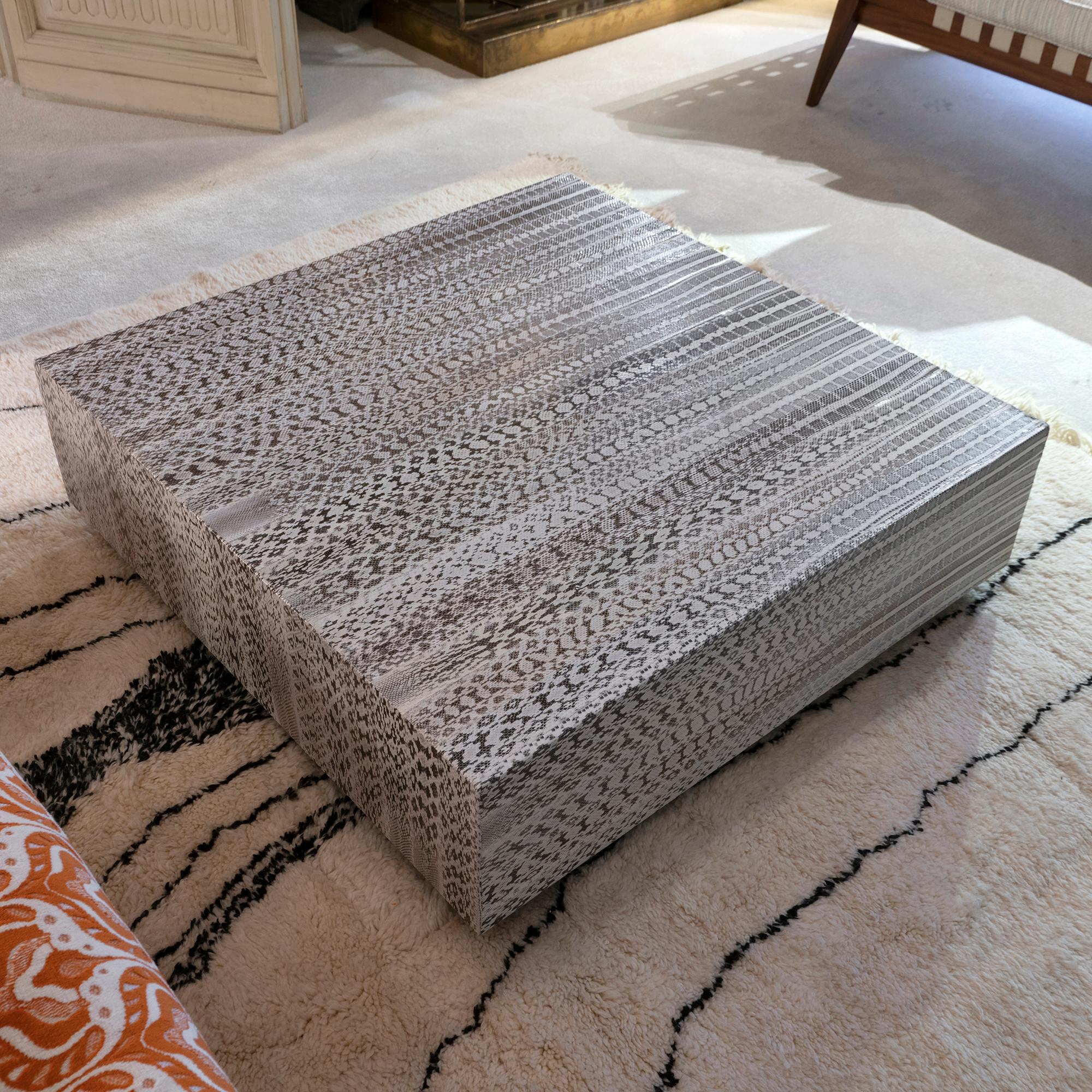 Italian Flair Edition Contemporary Ivory/Brown Snake Skin Coffee Table, Italy, 2019 For Sale