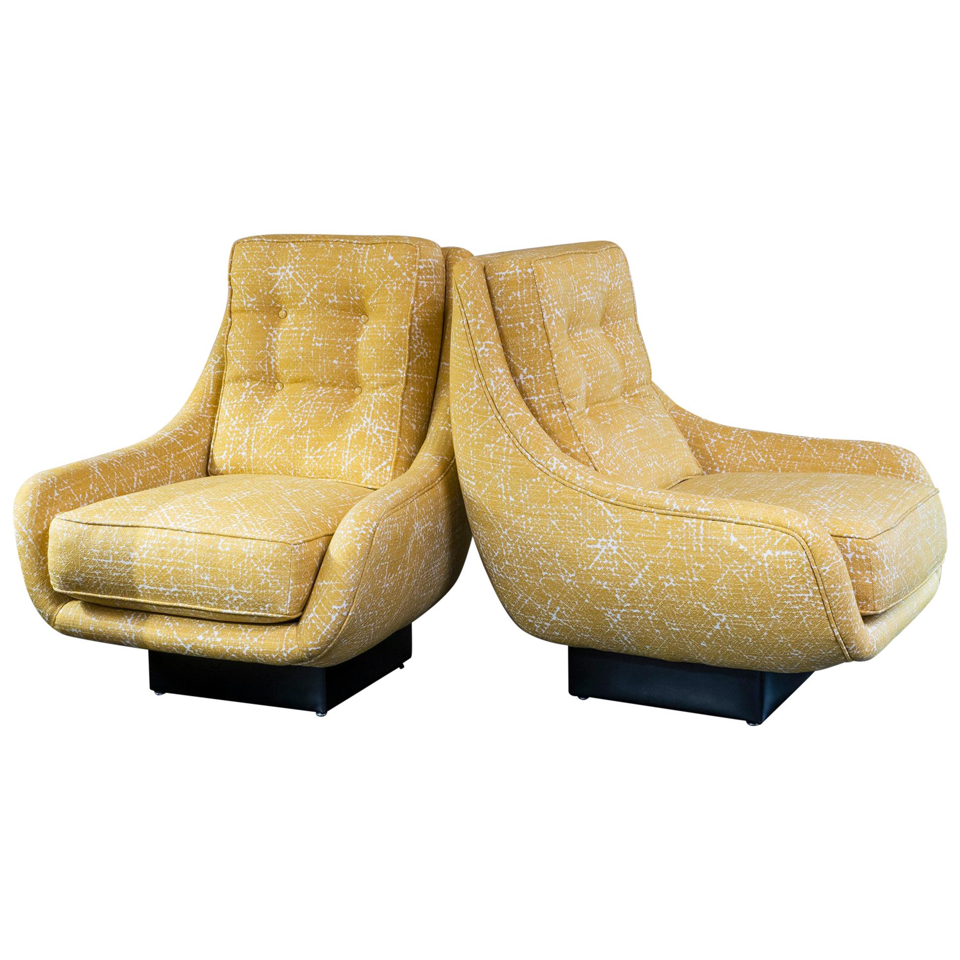Flair Edition Pair of Contemporary Armchairs, Orange Jacquard Velvet, Italy 2020