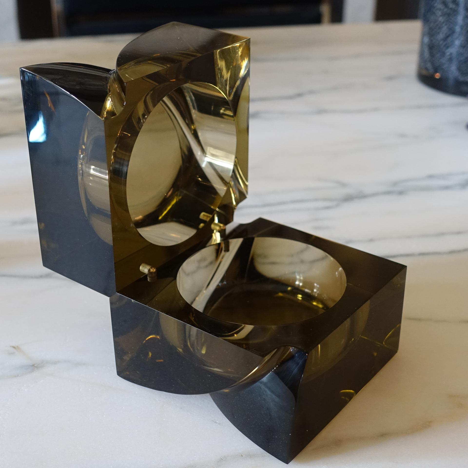 Small square box in amber lucite, hinged top, part of the Flair Edition collection, Italy, 2021.