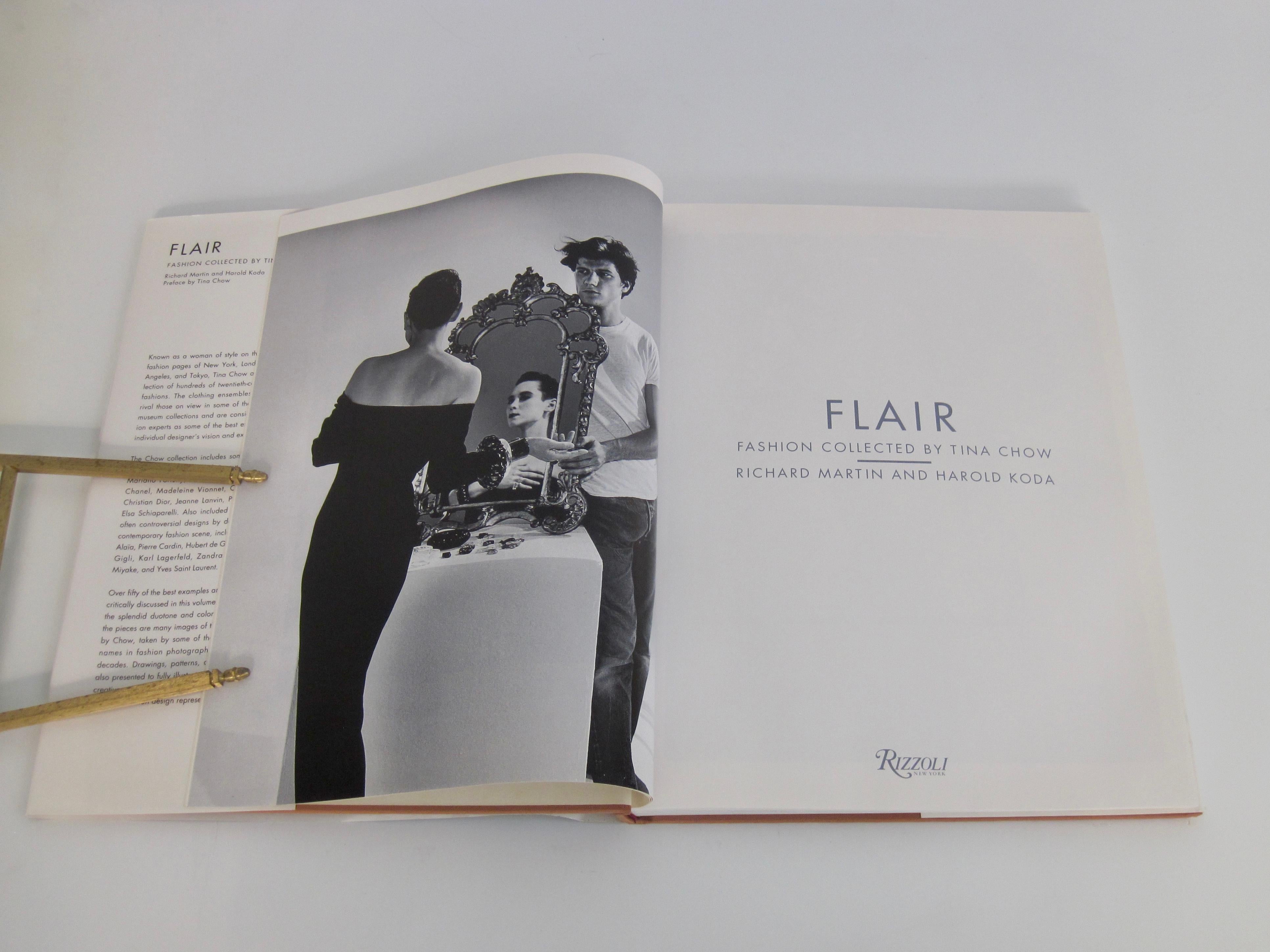 Livre « Flair : Fashion Collected by Tina Chow » de Richard Martin et Harold Koda Bon état - En vente à Ferndale, MI