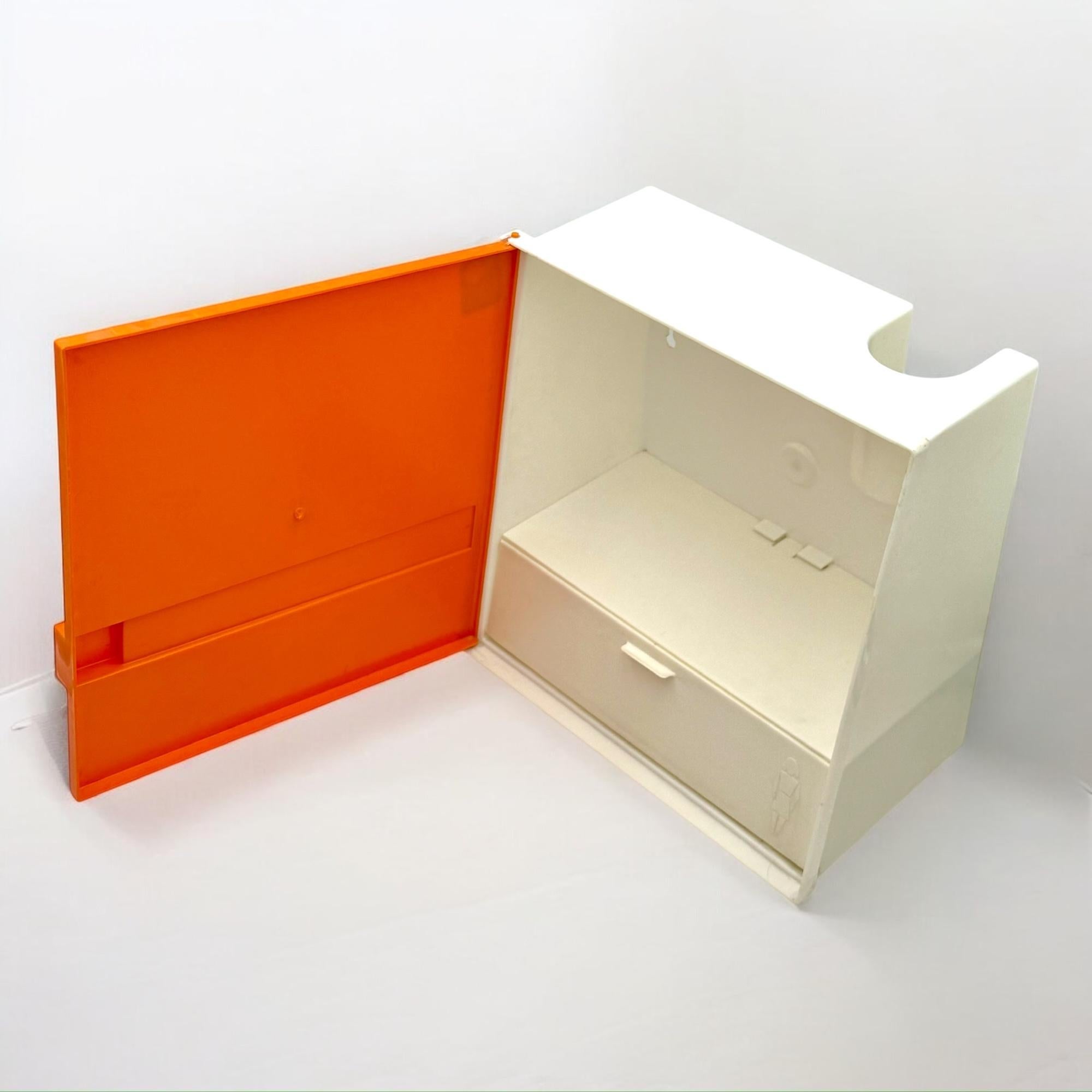 Flair Wall Cabinets in Plastic, Netherlands, 1970s For Sale 1