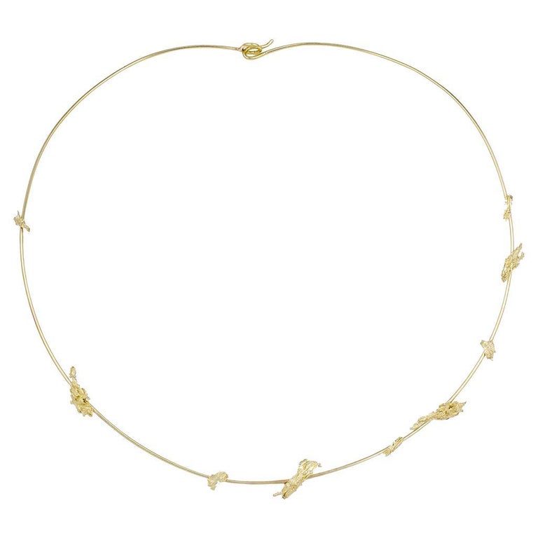 Flakes Thin Choker Necklace in 18K Gold For Sale at 1stDibs